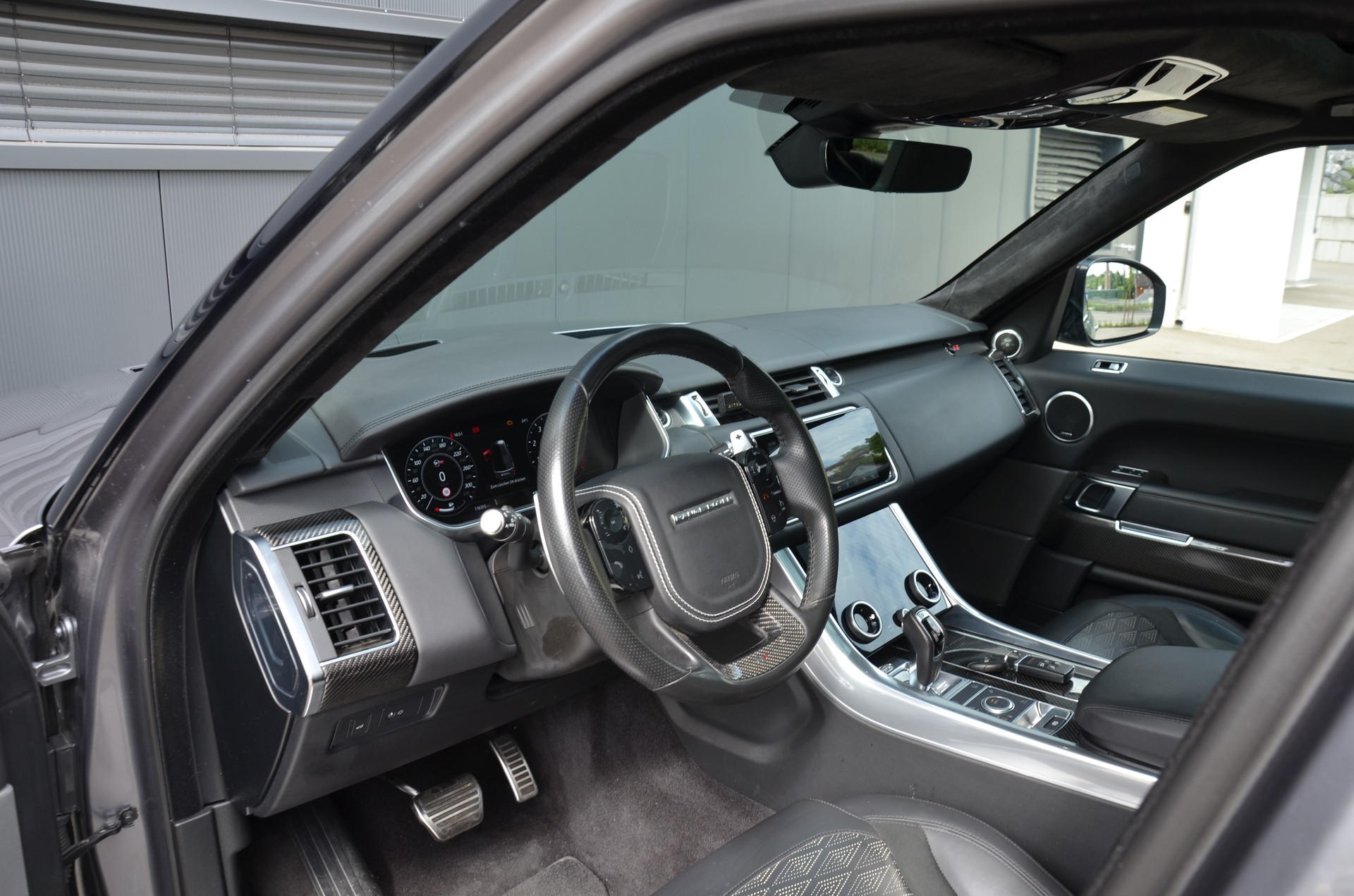 LAND ROVER Range Rover Sport 5.0 V8 S/C SVR Automatic-image-15