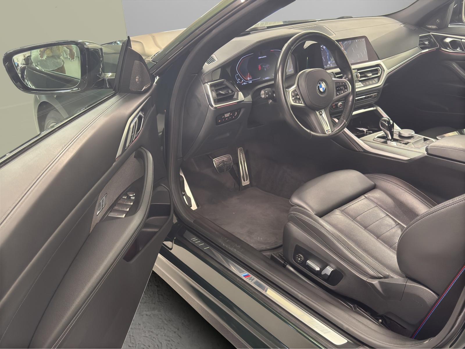 BMW M440i xDrive Cabrio-image-11