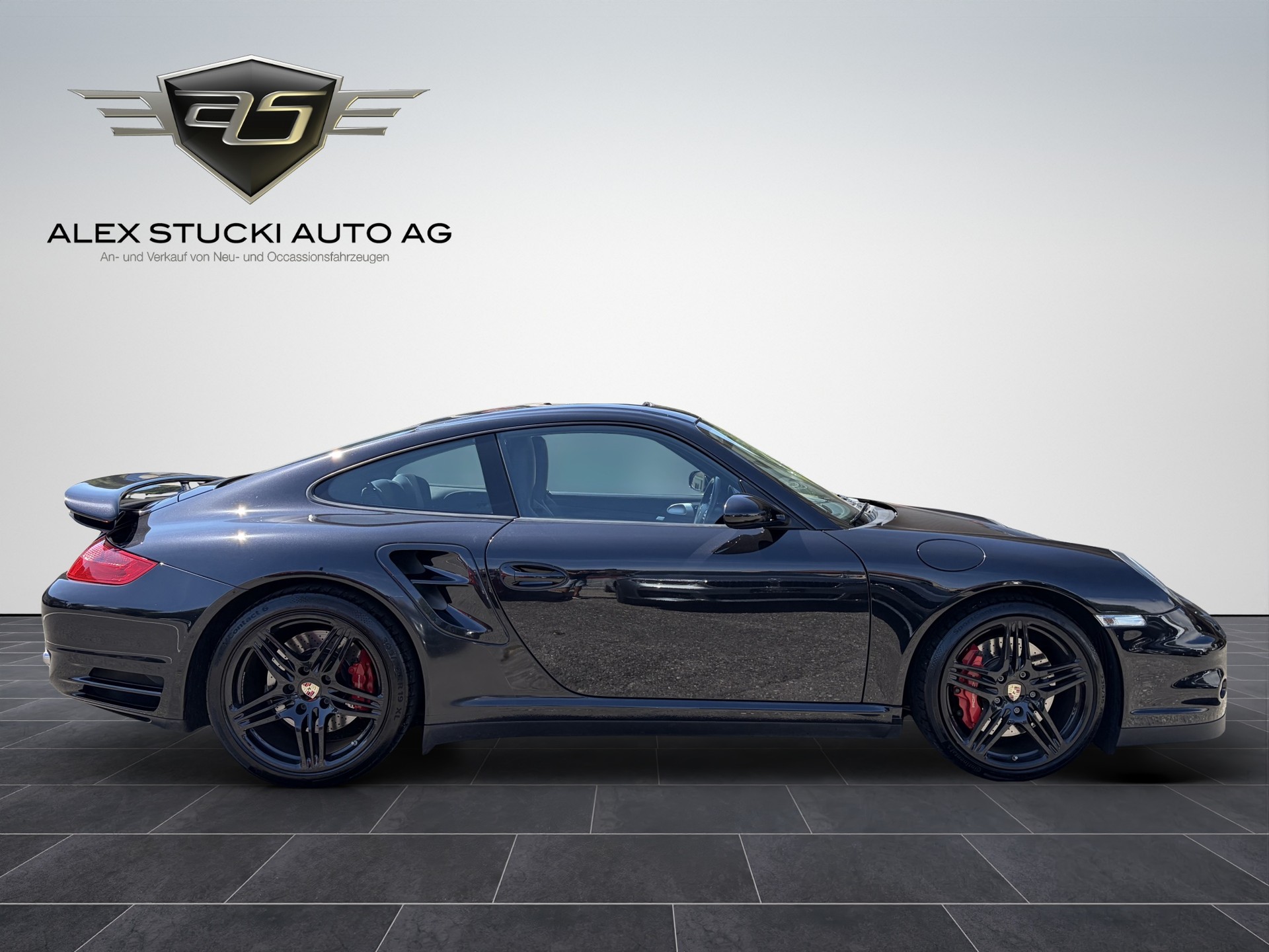 PORSCHE 911 Turbo-image-5