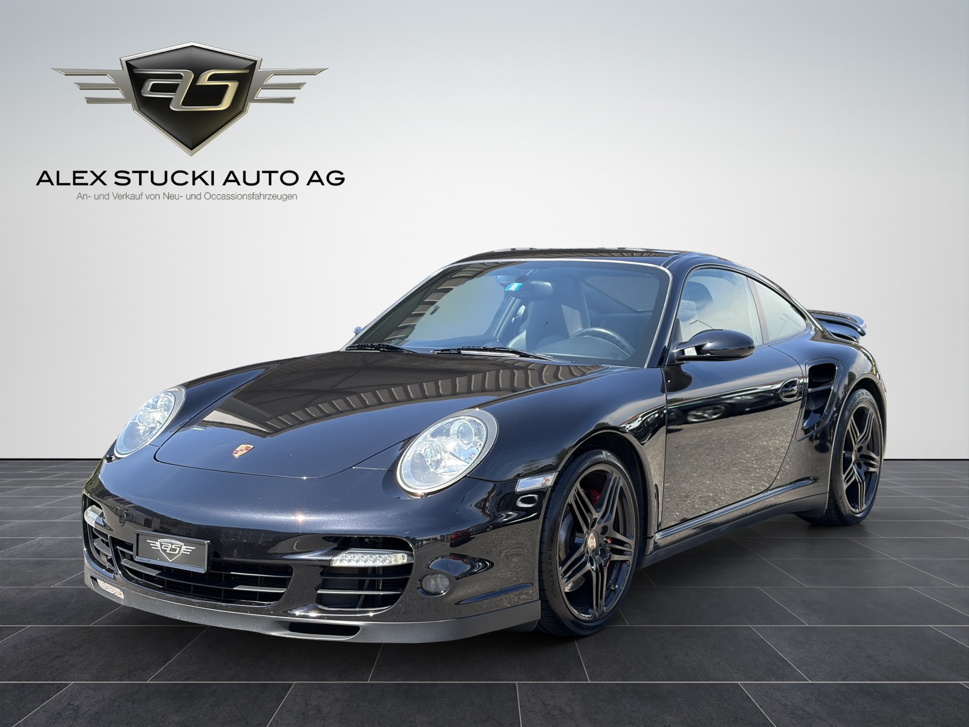 PORSCHE 911 Turbo-image-2