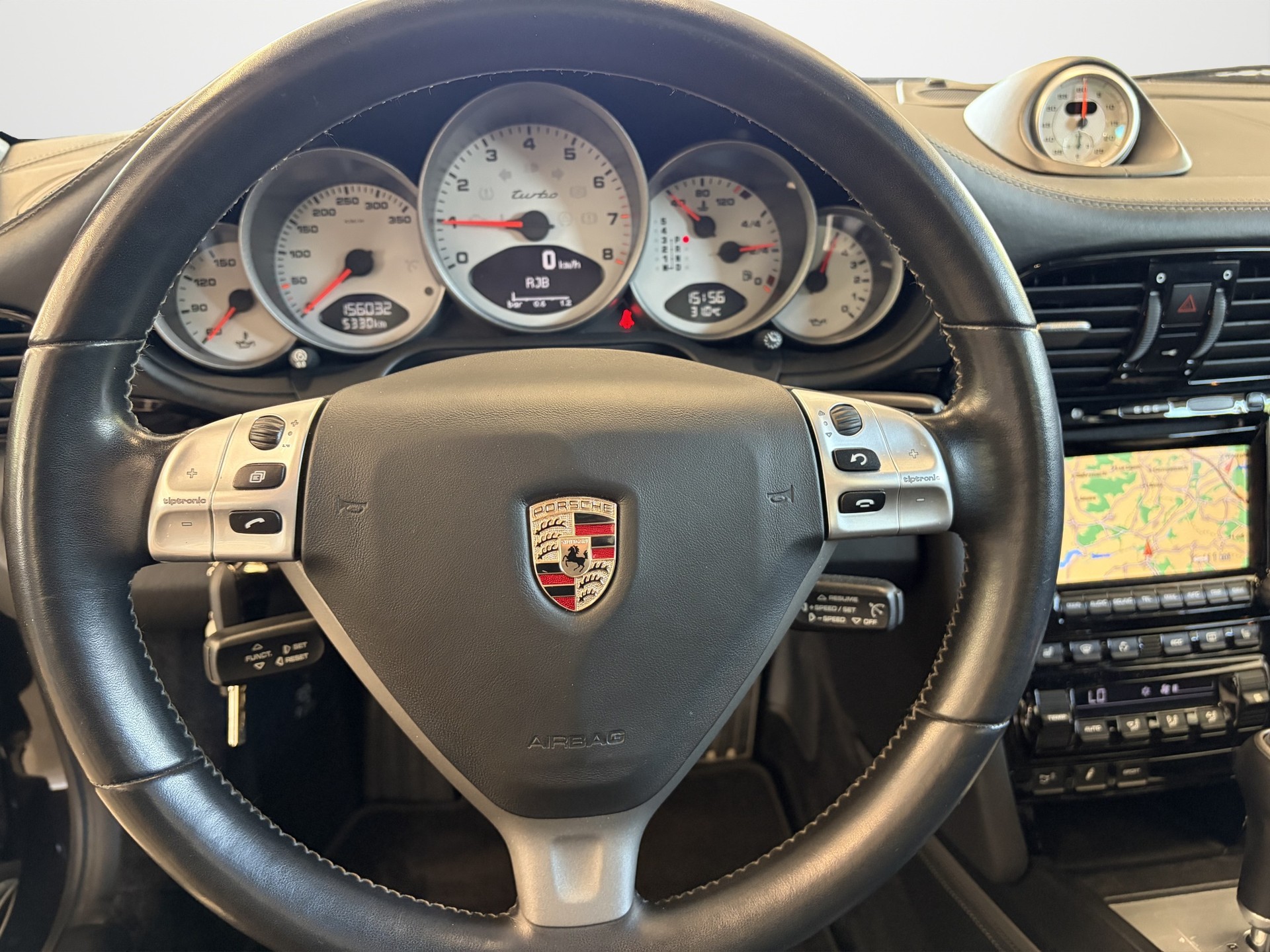 PORSCHE 911 Turbo-image-9