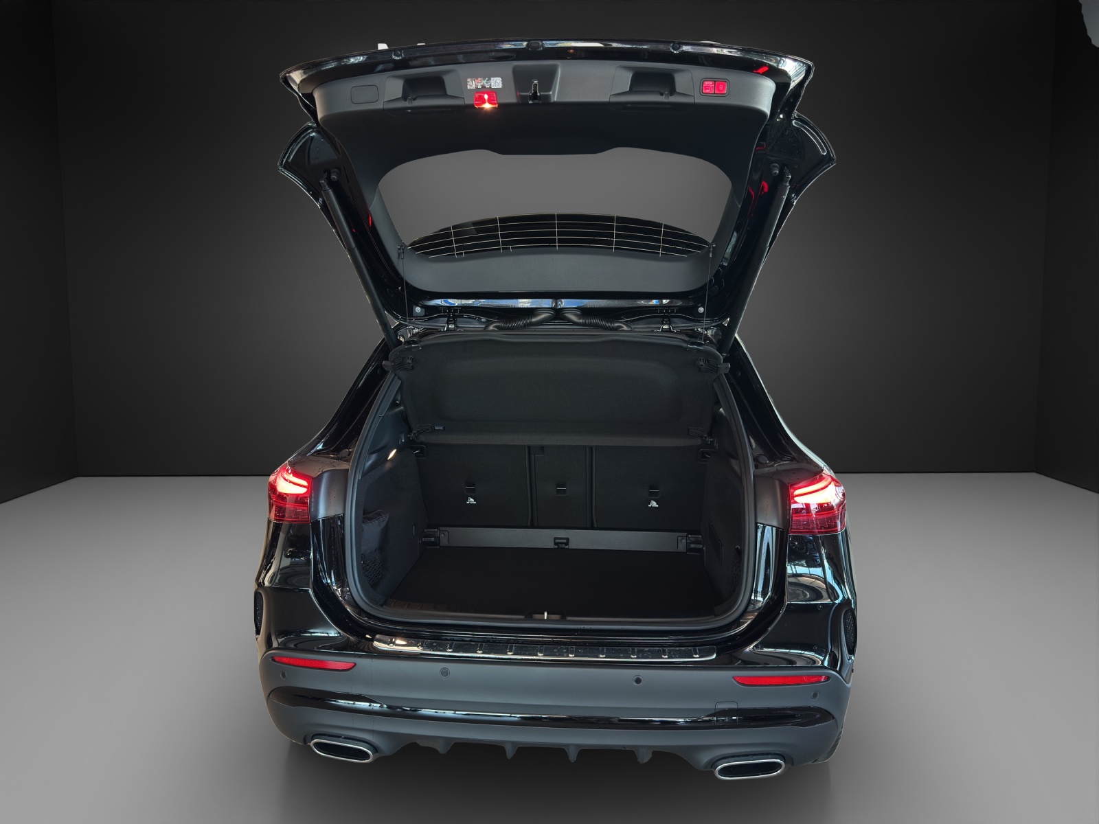 MERCEDES-BENZ GLA 250 4Matic Swiss Star-image-6
