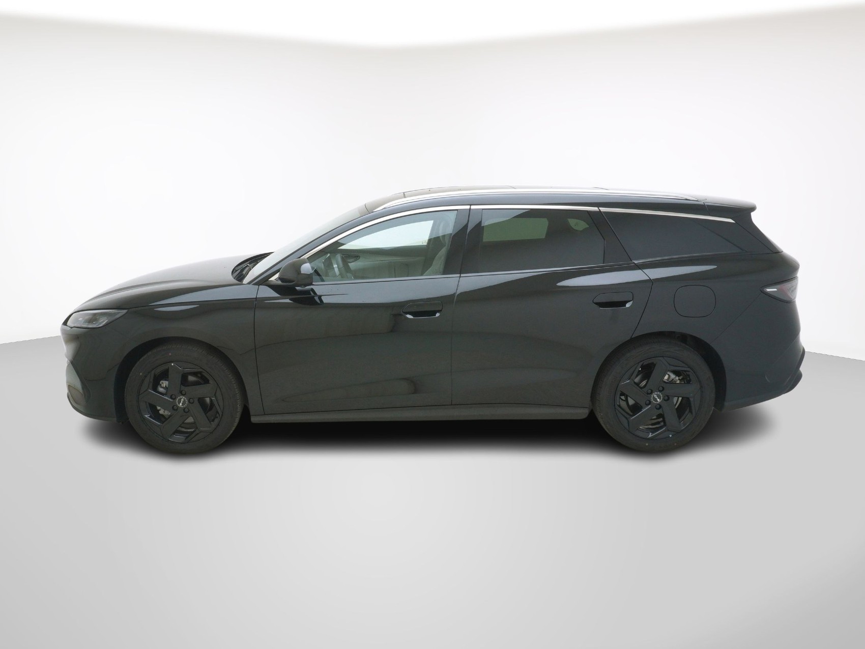 BYD Seal 6 DM-i Touring Comfort-image-1