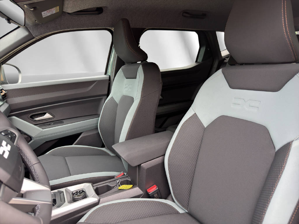 DACIA Duster 1.2 Hybrid Extreme 4WD-image-3