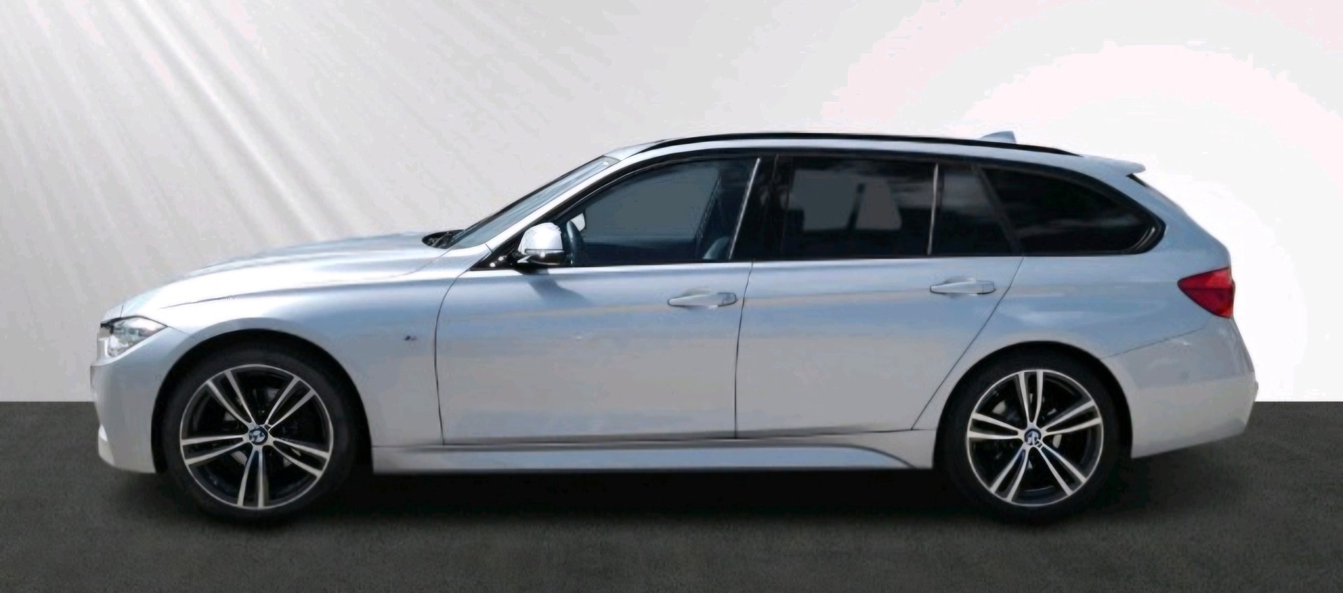 BMW 320d xDrive-image-3