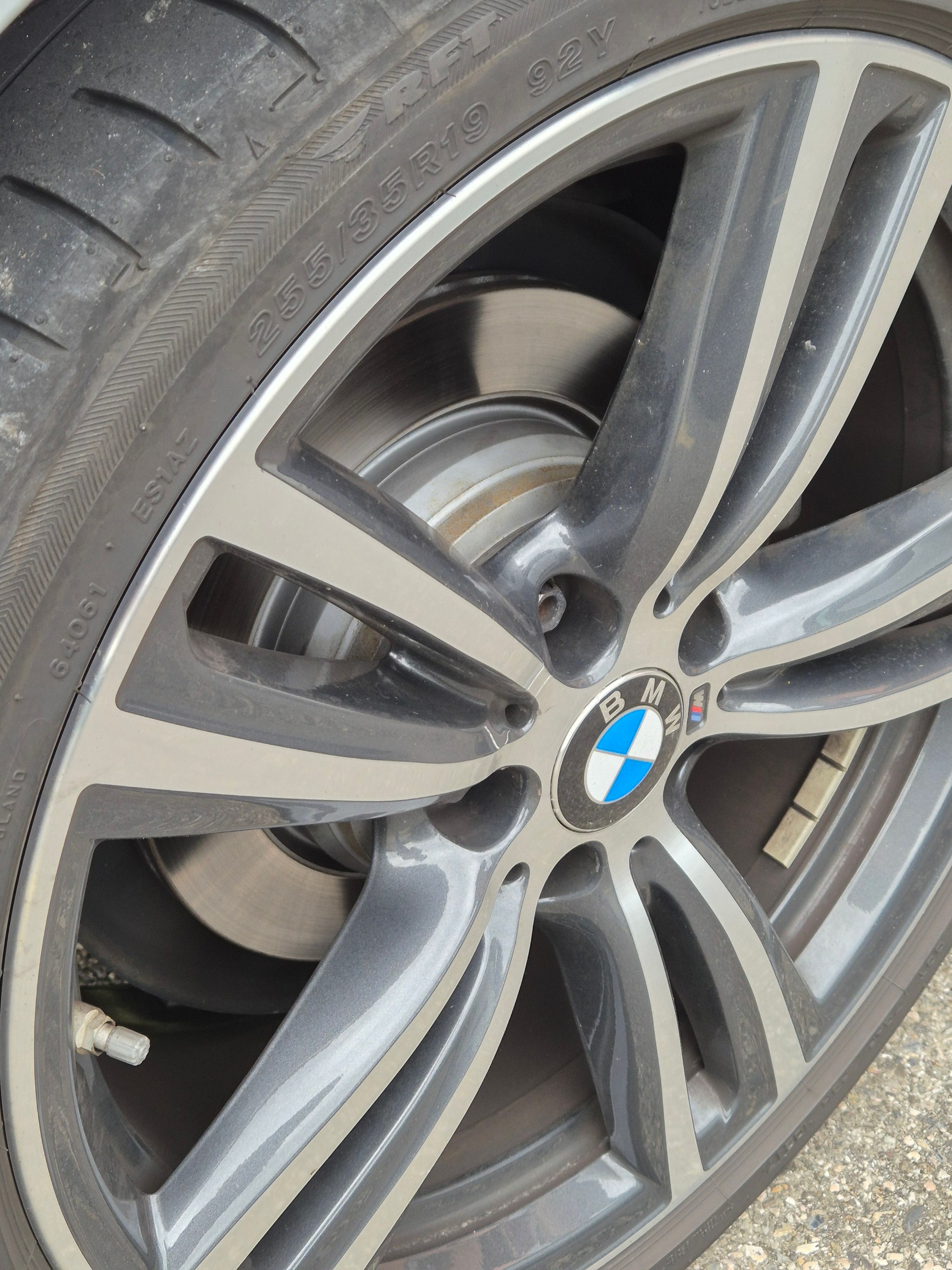 BMW 320d xDrive-image-0