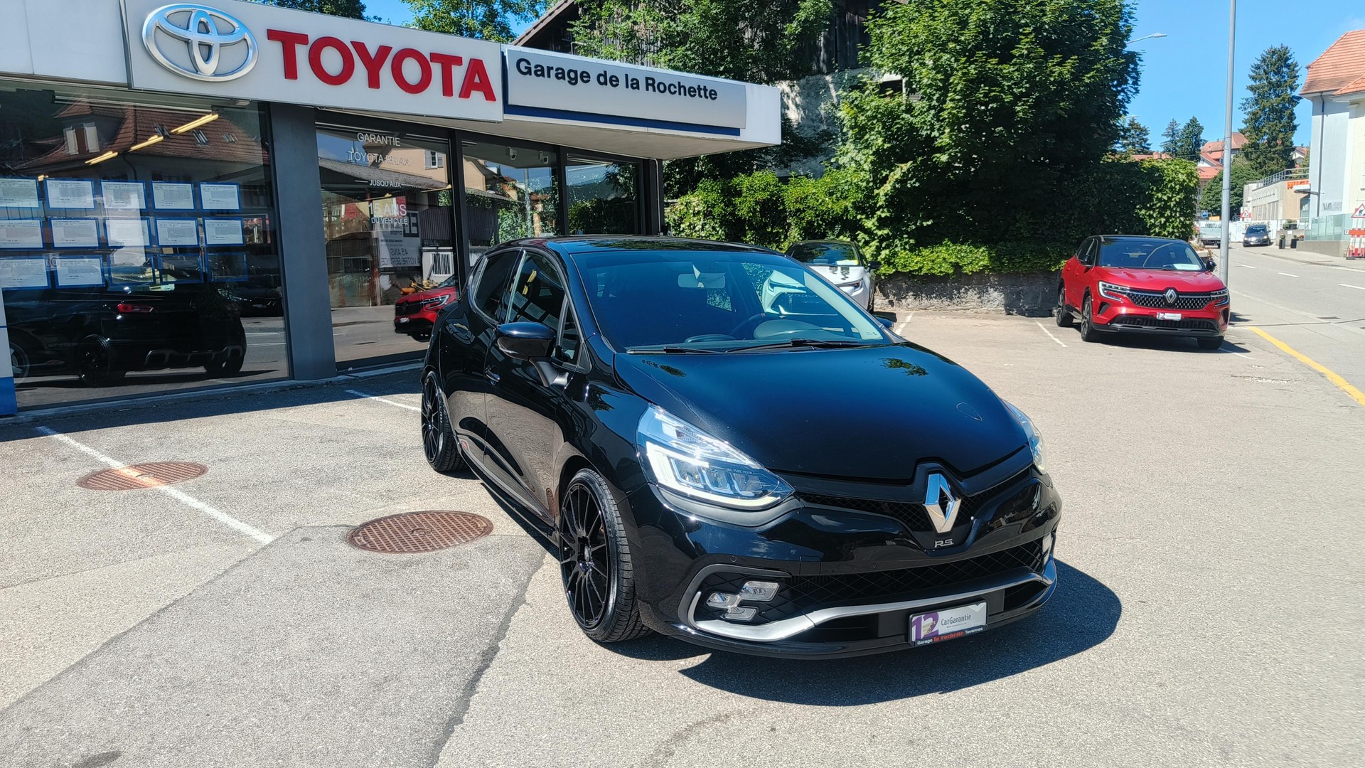 RENAULT Clio 1.6 T RS 220 Trophy EDC-image-0