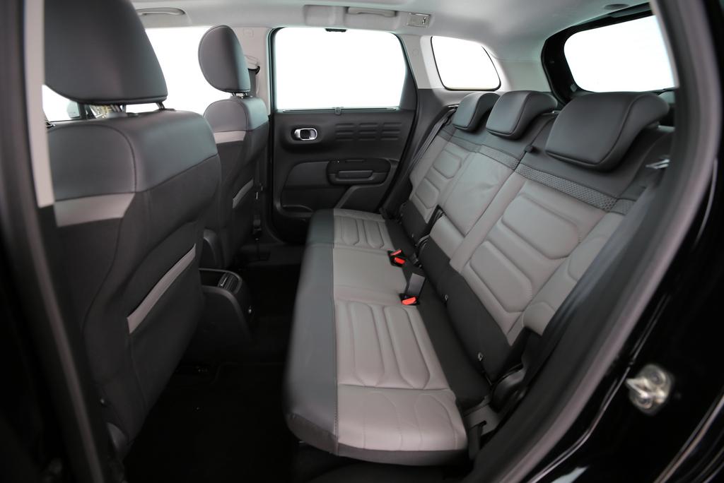 CITROEN C3 Aircross 1.2 PureTech 130 Shine Pack-image-11