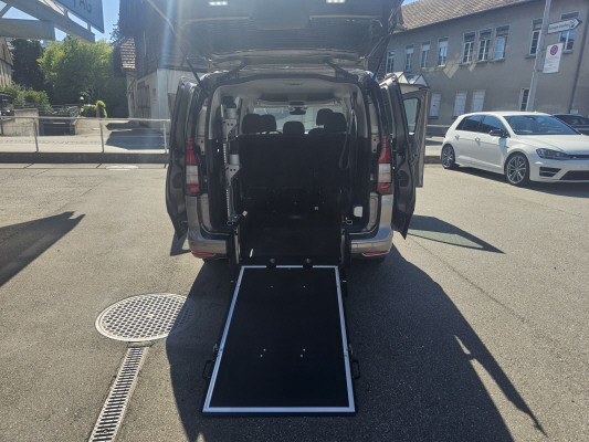 VW Caddy Max 1.5 TSI DSG mit Heckrollstuhlrampe-image-4