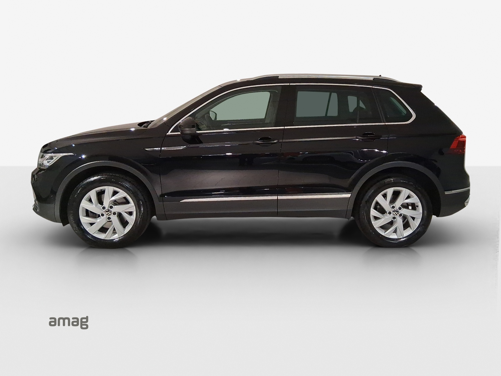 VW Tiguan 2.0 TDI SCR Elegance 4Motion DSG-image-1