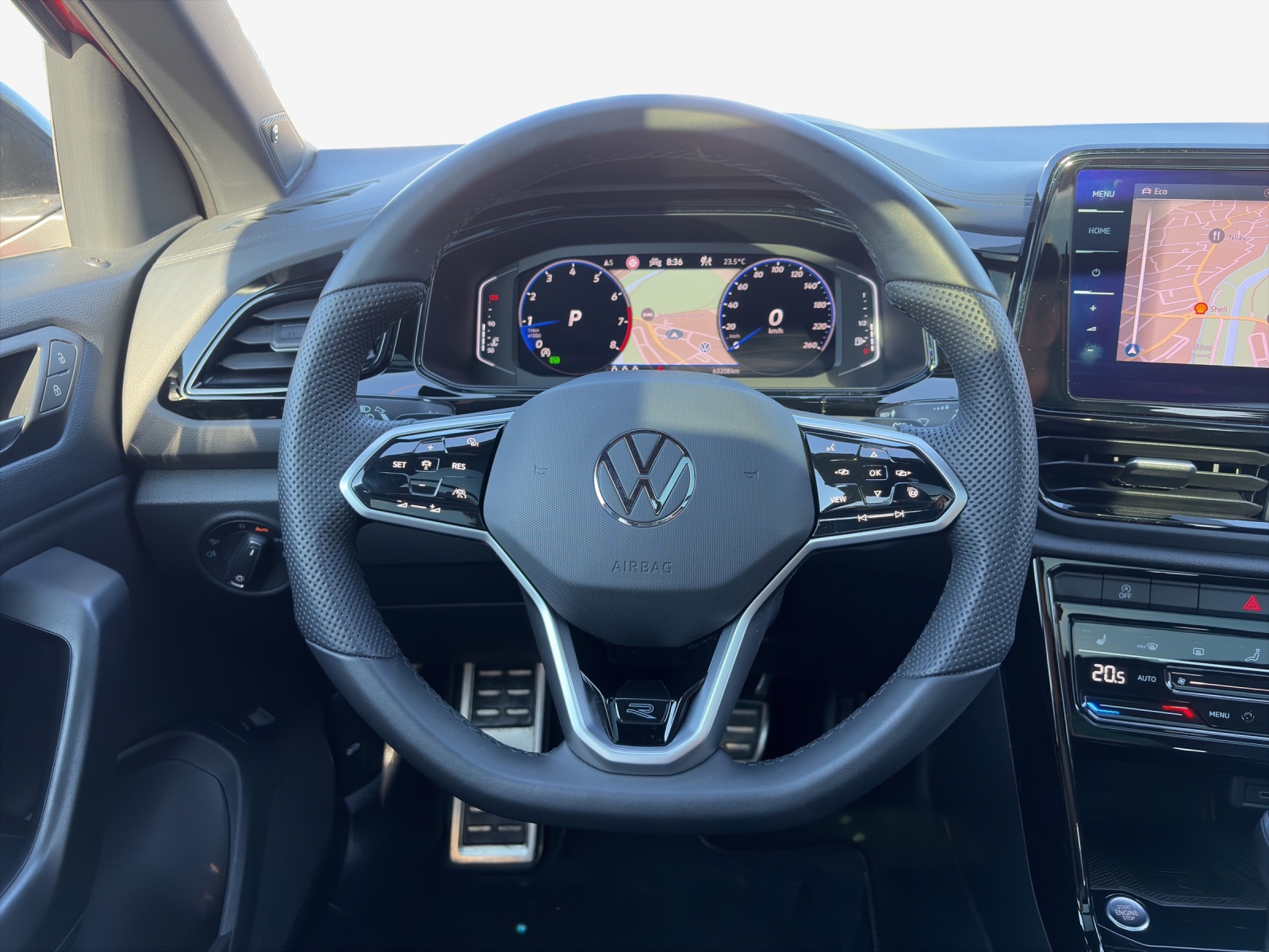 VW T-Roc 2.0 TSI R-Line DSG 4Motion-image-9