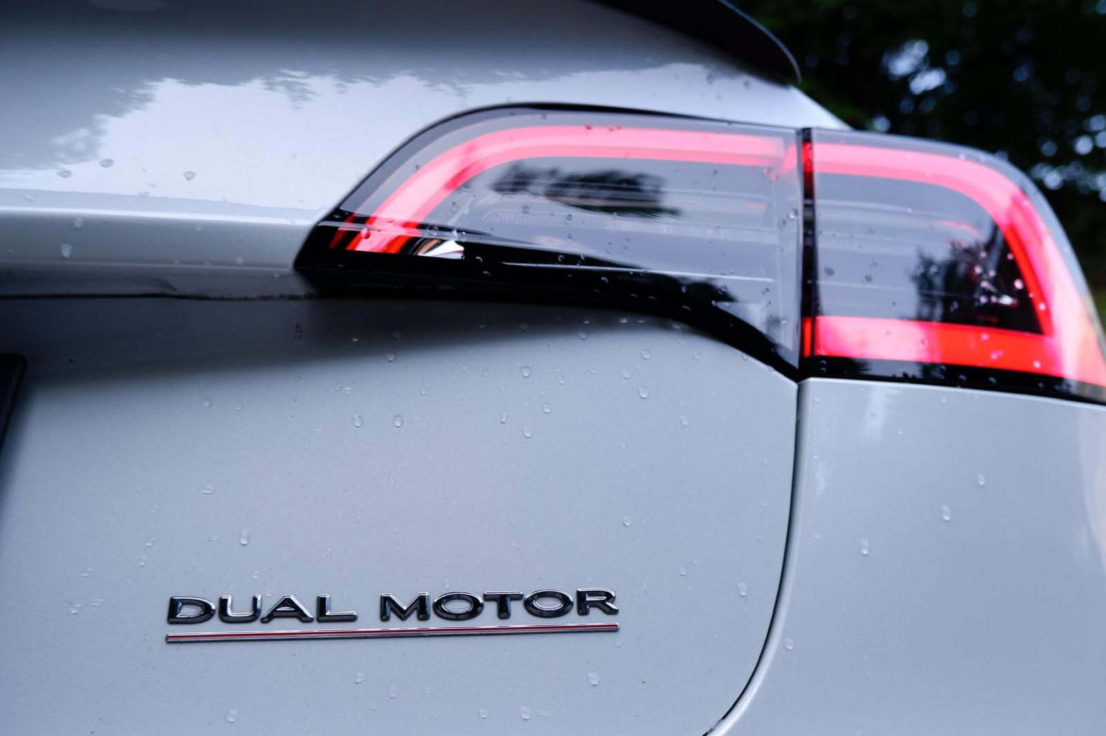 TESLA Model 3 Performance Dual Motor AWD-image-5