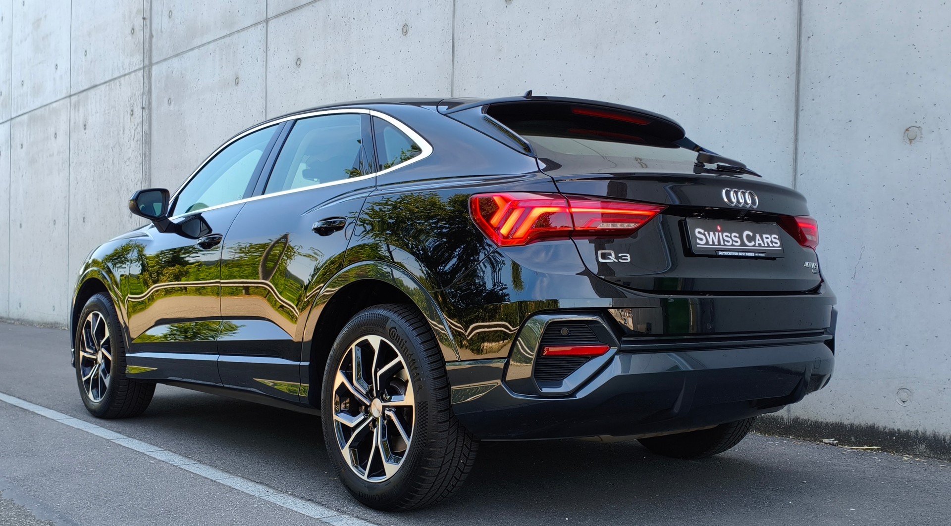 AUDI Q3 Sportback 40 TFSI S line quattro S-tronic-image-4