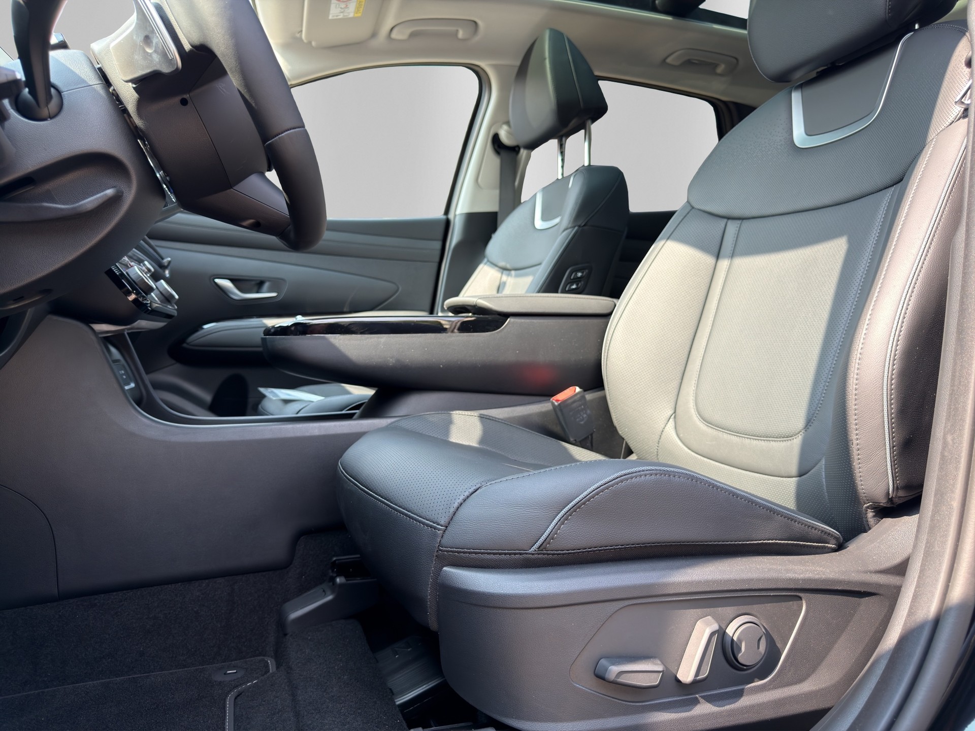 HYUNDAI Tucson 1.6 HEV VeSwEd 4WD-image-11