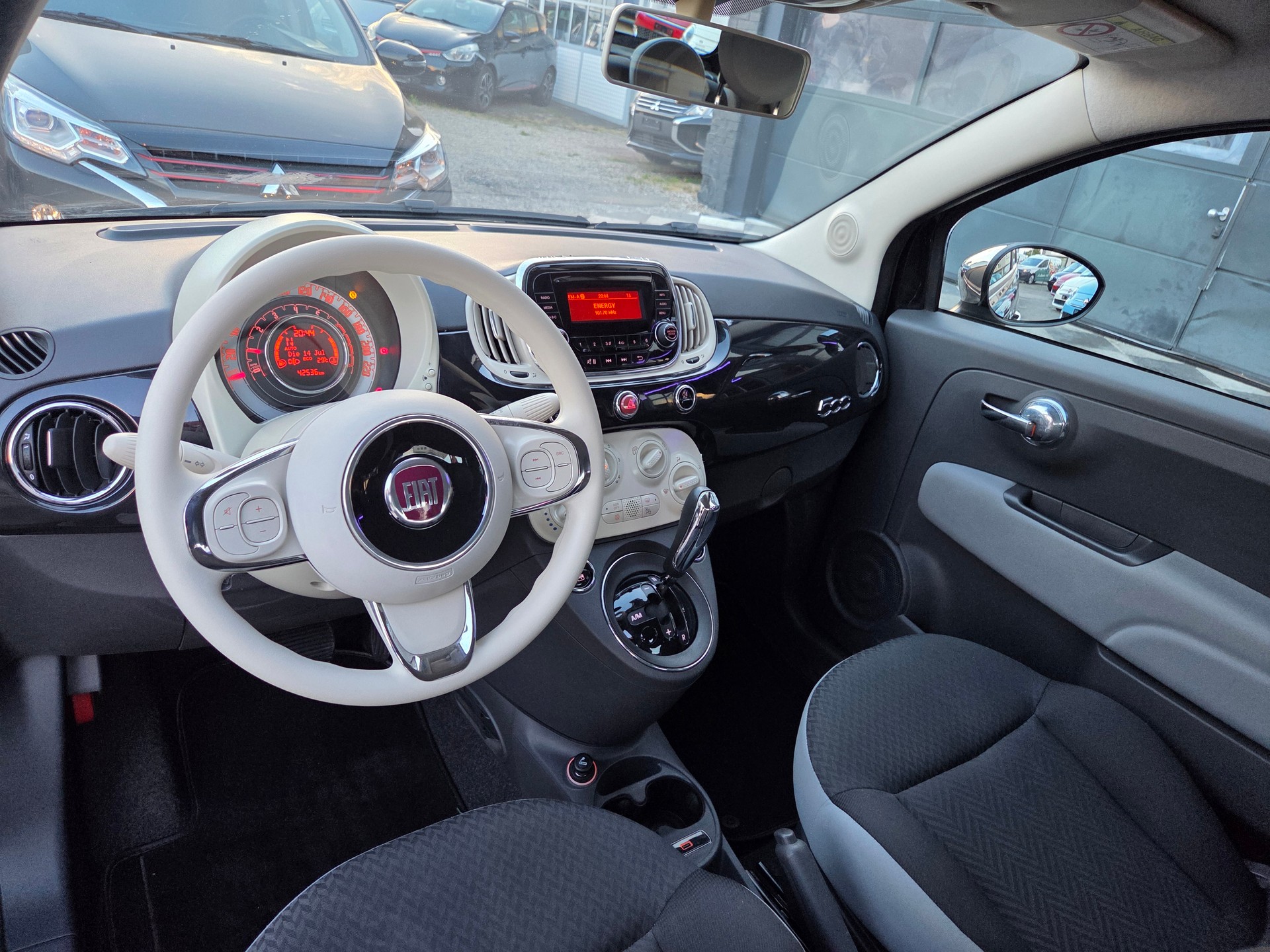 FIAT 500 0.9 Twinair Turbo Pop Dualogic-image-11