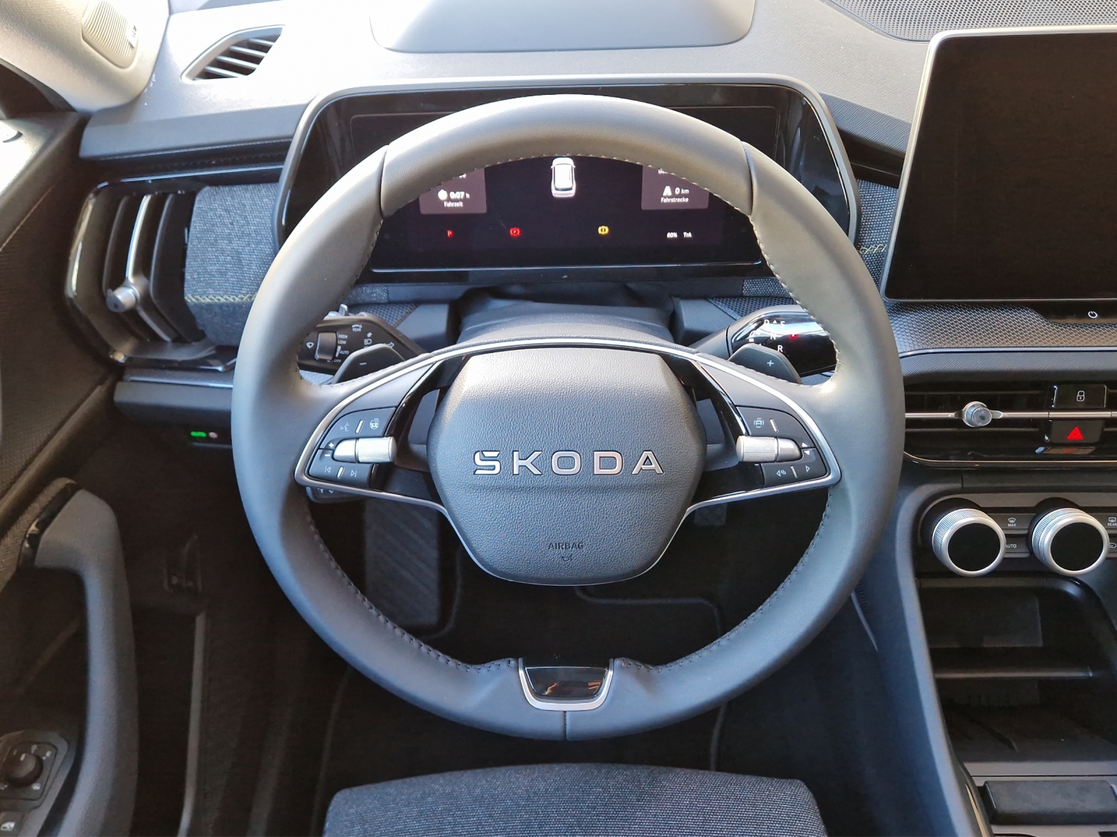 SKODA Kodiaq 1.5 TSI PHEV Selection-image-9