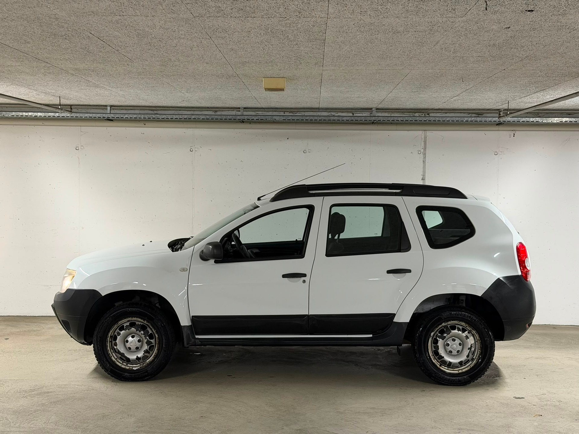 DACIA Duster 1.6 4x4-showroom-element-3