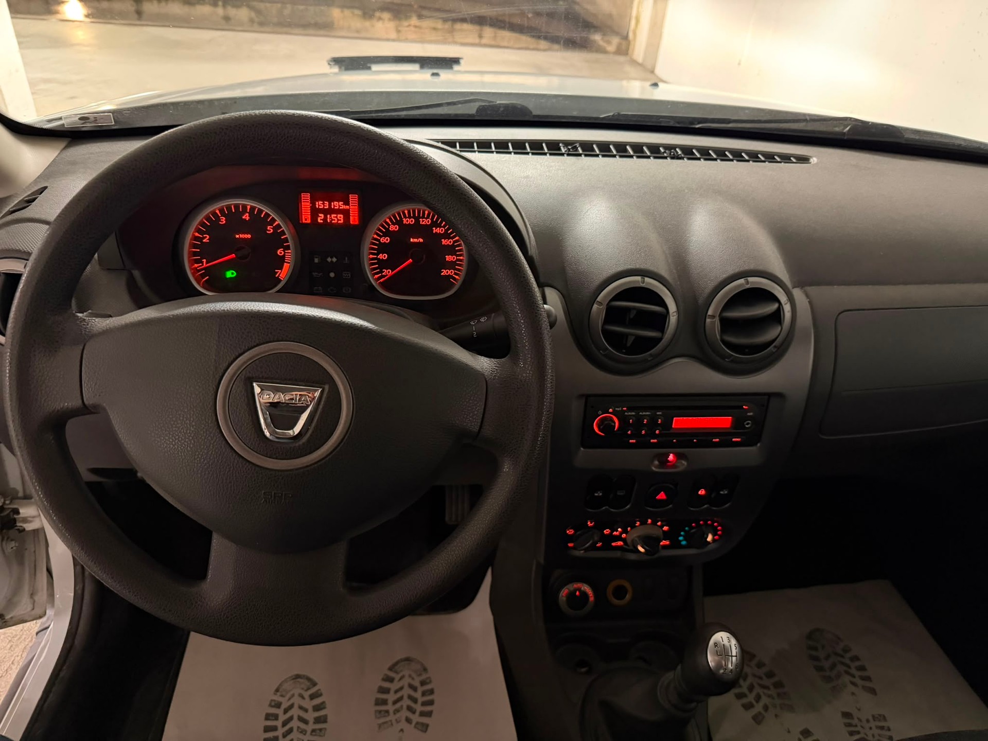 DACIA Duster 1.6 4x4-image-10