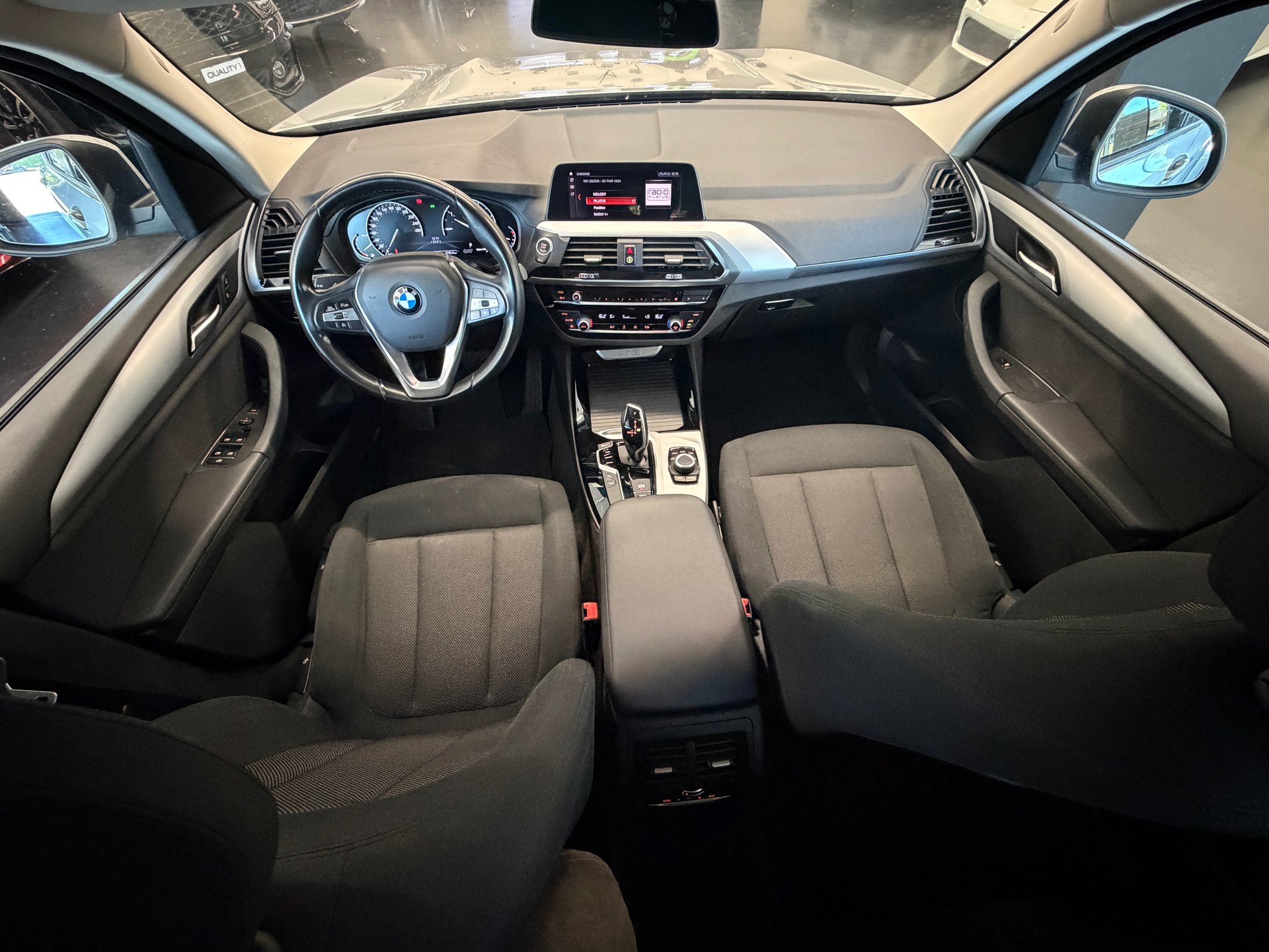 BMW X3 xDrive 20d Individual xLine Steptronic-image-4