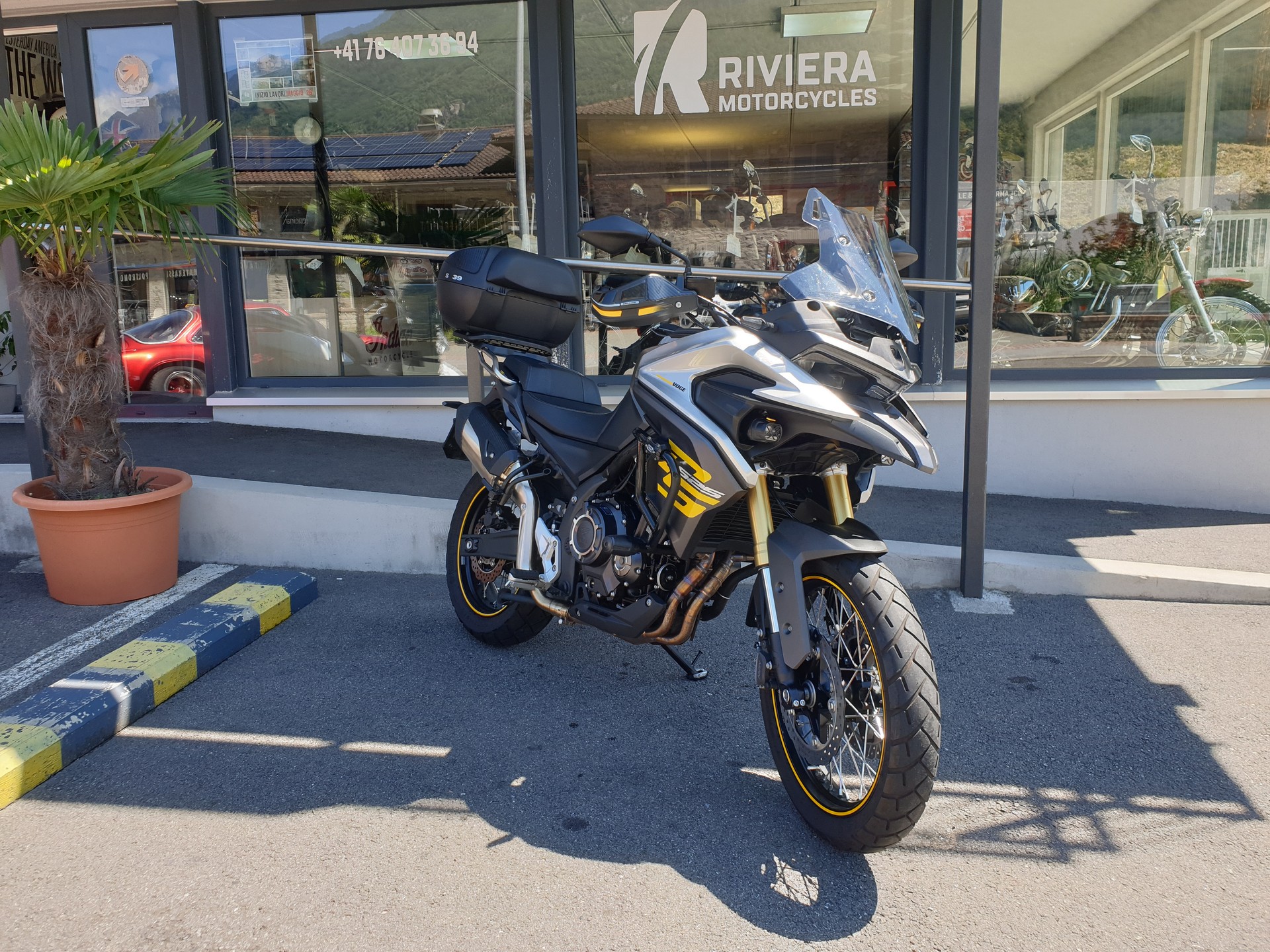 VOGE 525 DSX-image-1