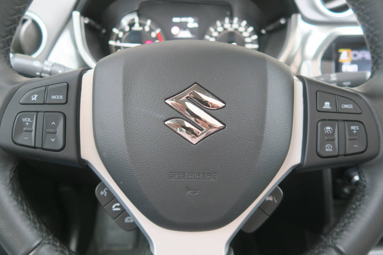 SUZUKI Vitara 1.4 T Compact Top Hybrid 4x4-image-5