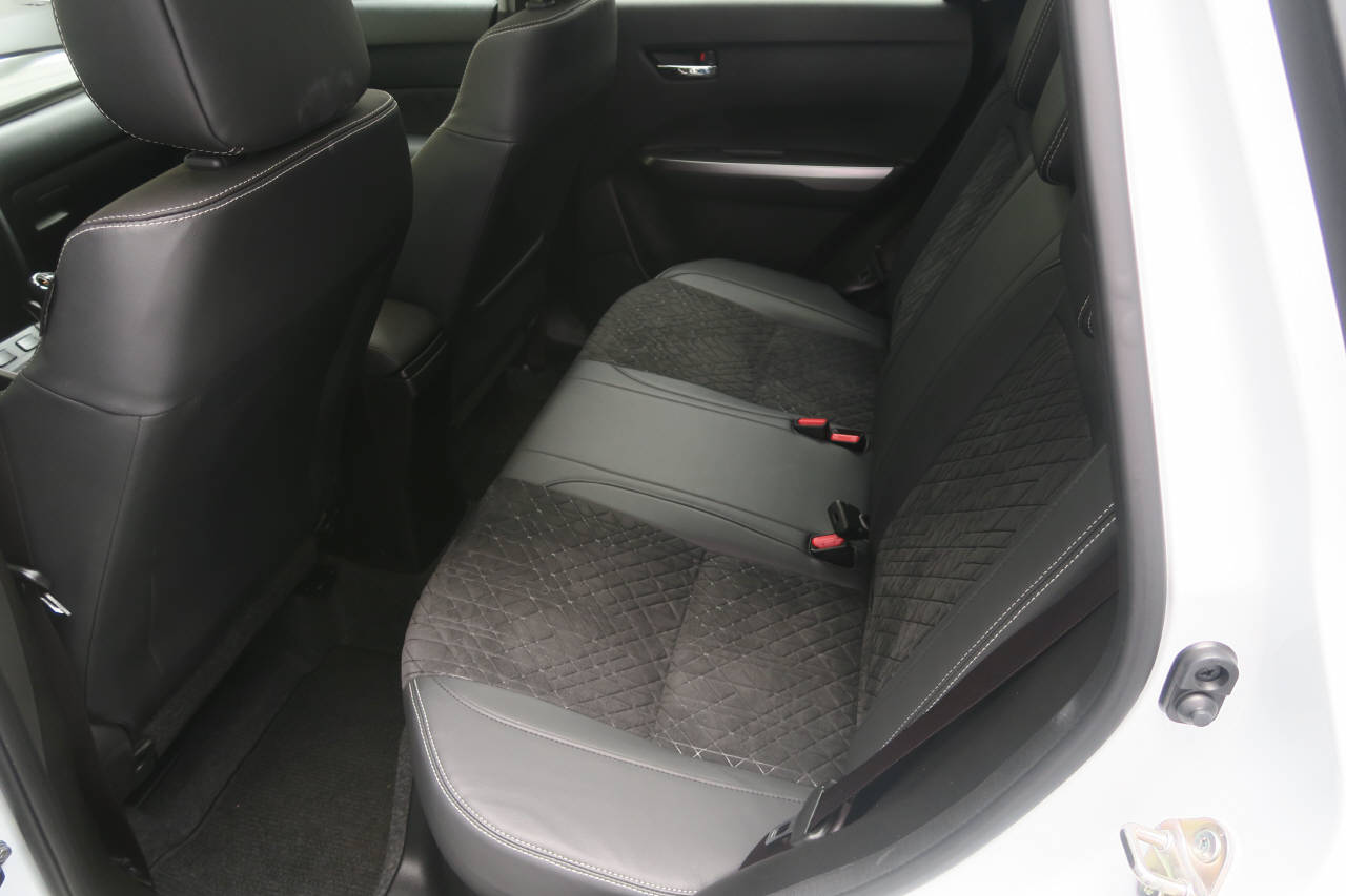 SUZUKI Vitara 1.4 T Compact Top Hybrid 4x4-image-14