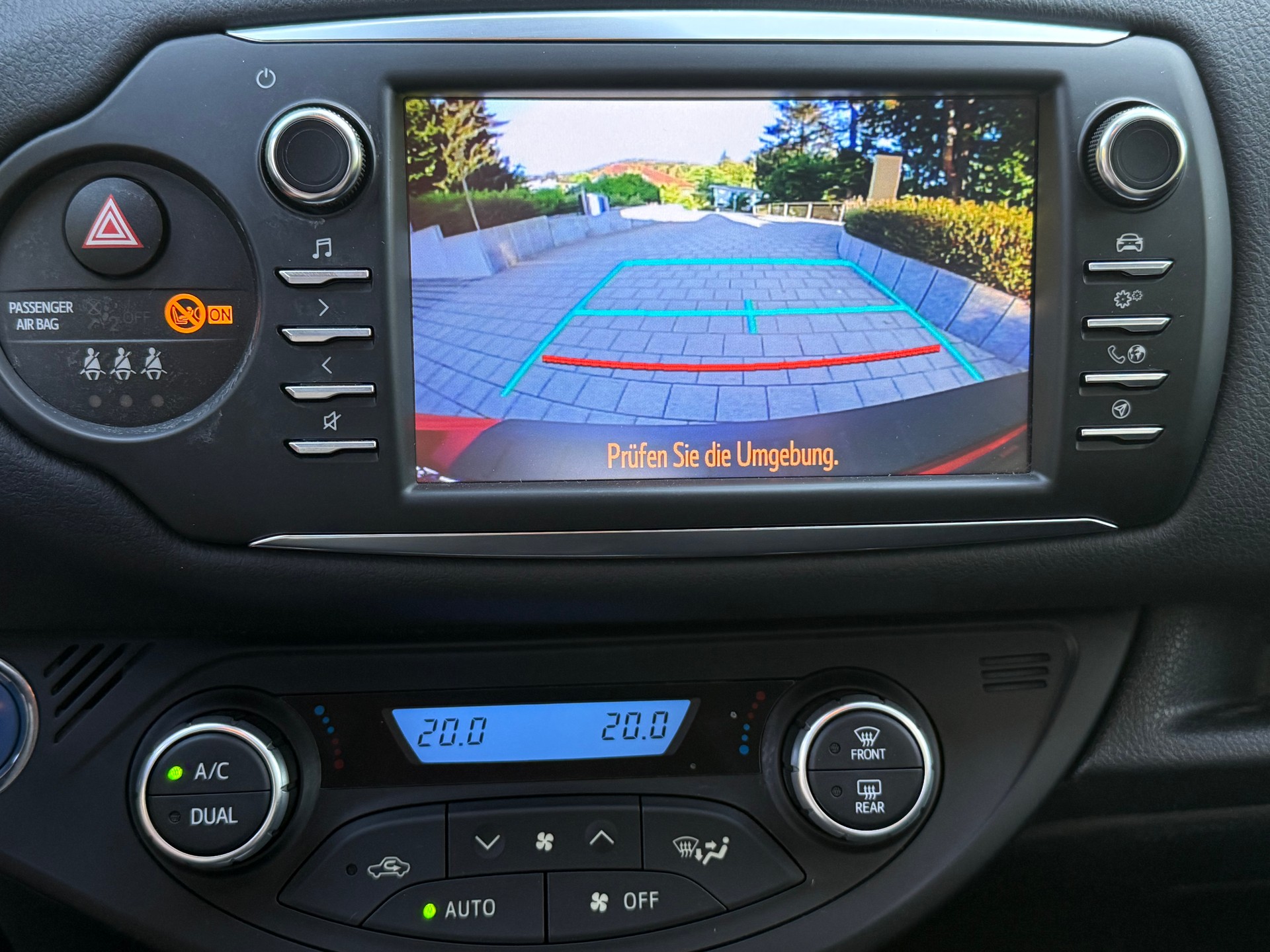 TOYOTA 1.5 VVT-i HSD Trend-image-9