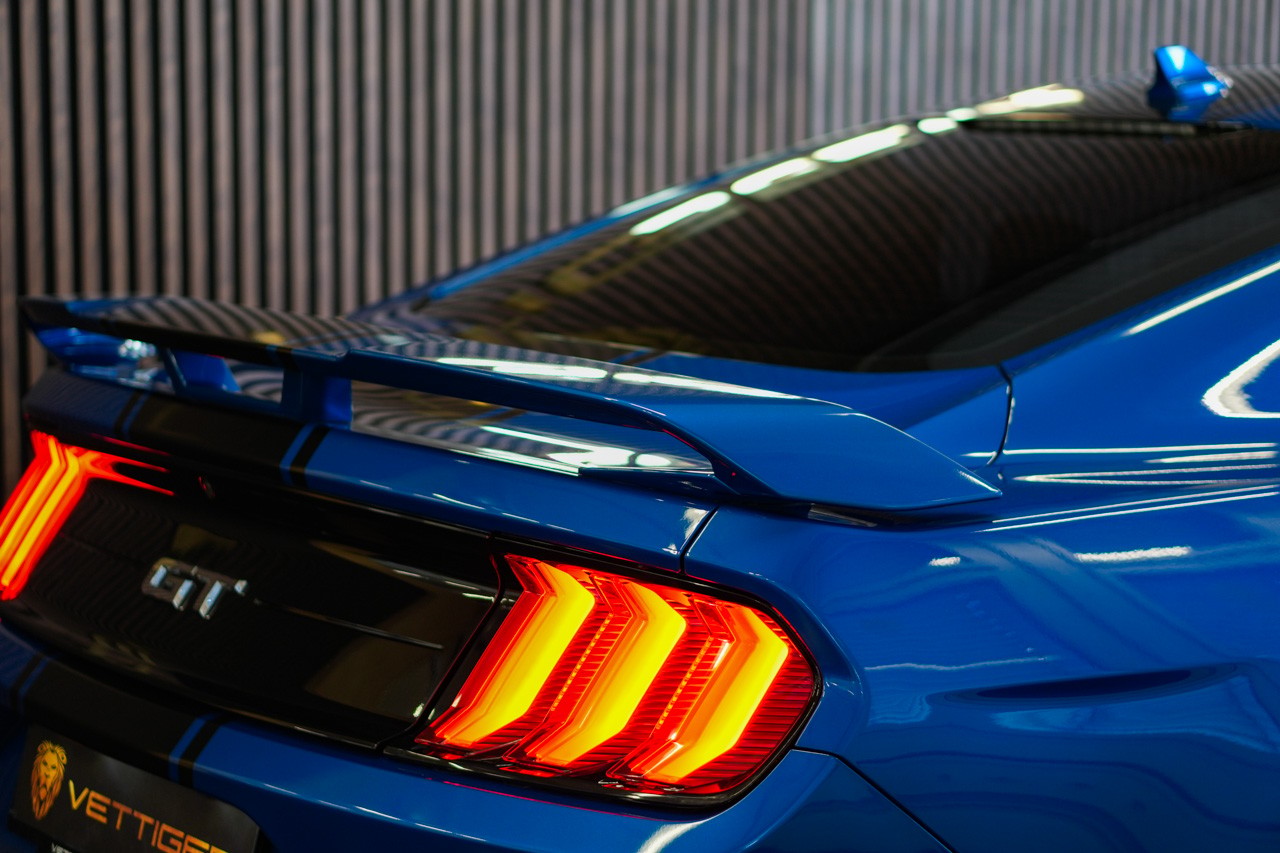 FORD Mustang Fastback 5.0 V8 GT Automat-image-29