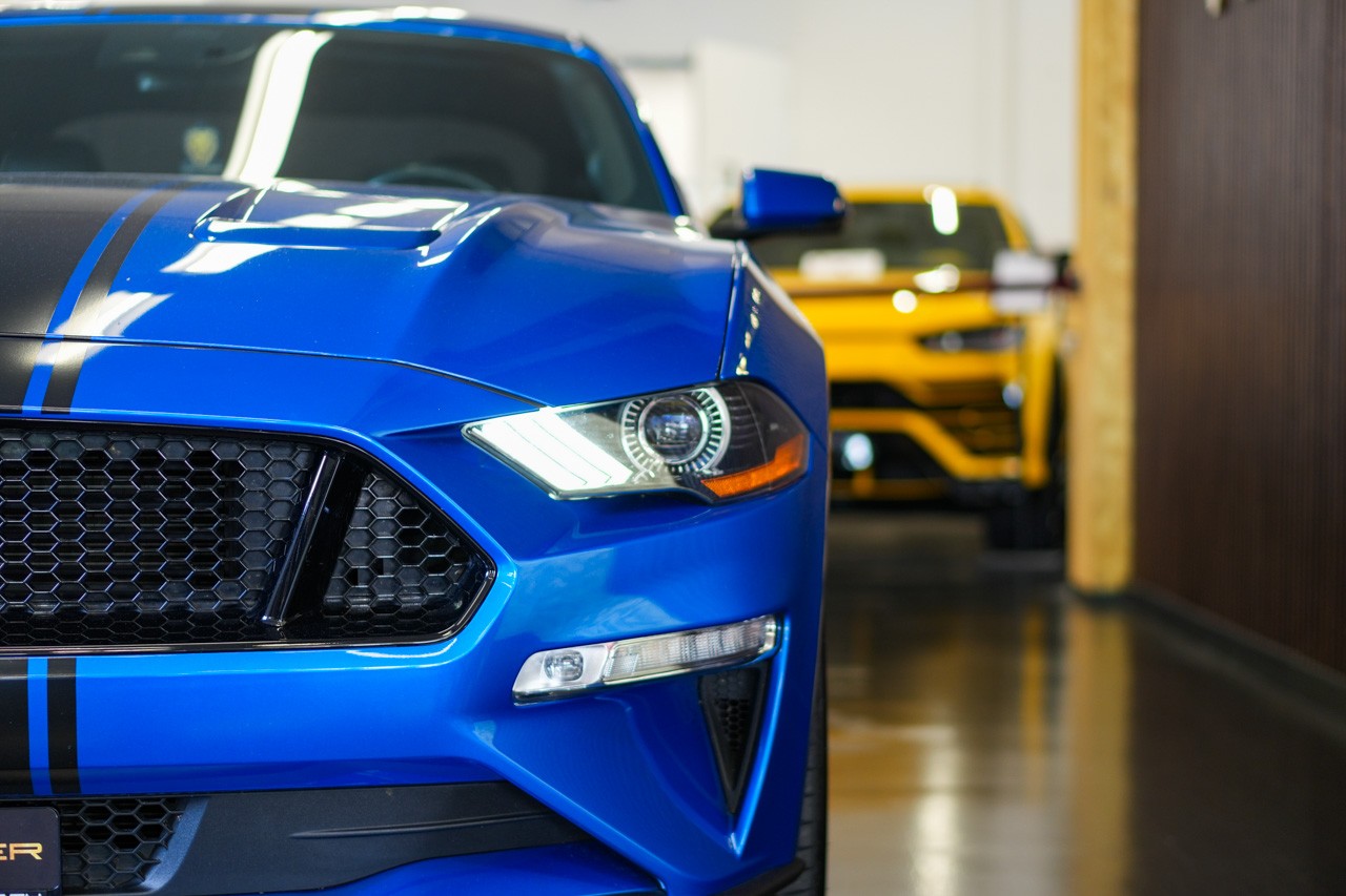 FORD Mustang Fastback 5.0 V8 GT Automat-image-6