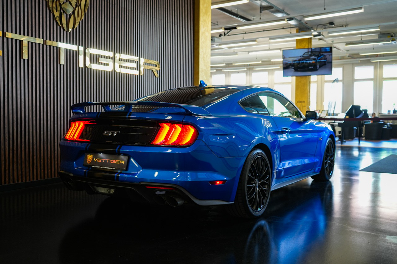 FORD Mustang Fastback 5.0 V8 GT Automat-image-5