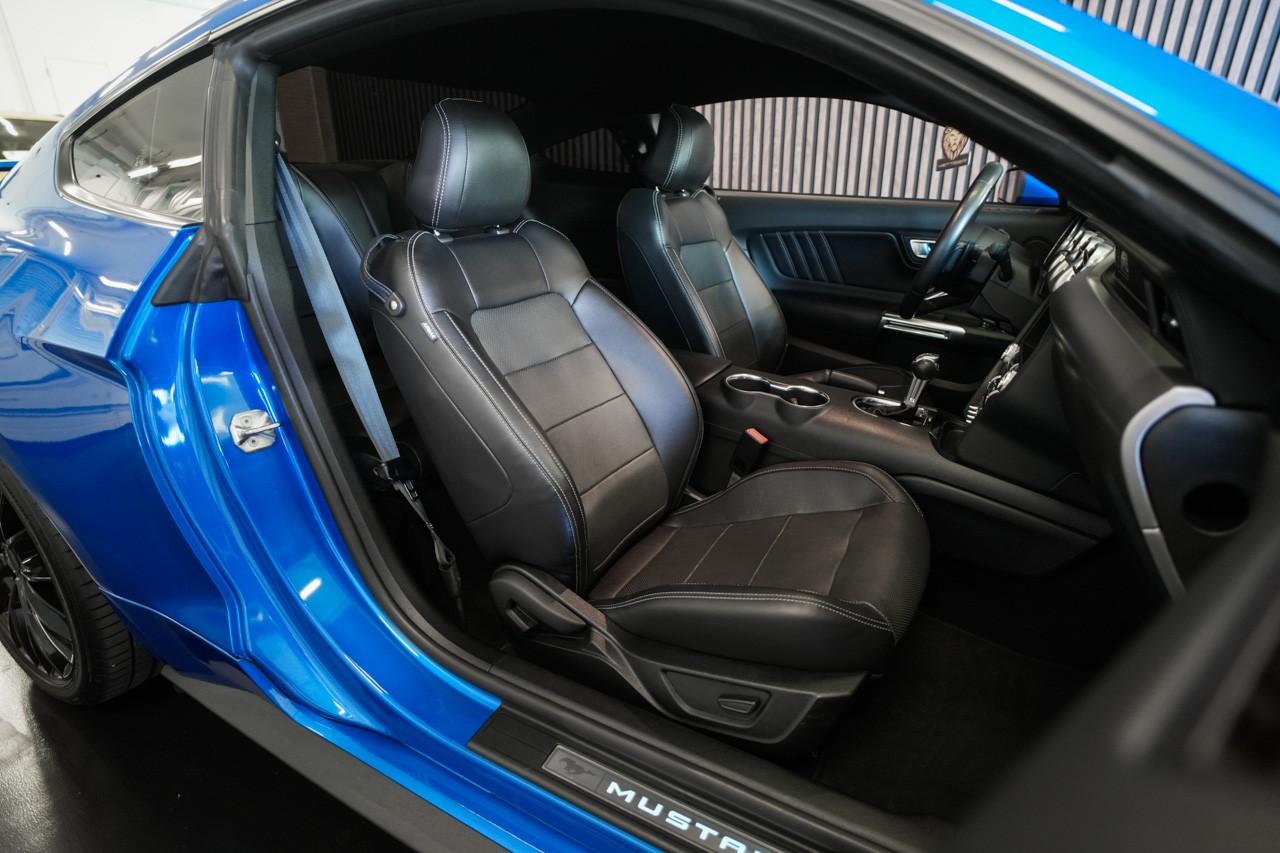 FORD Mustang Fastback 5.0 V8 GT Automat-image-14