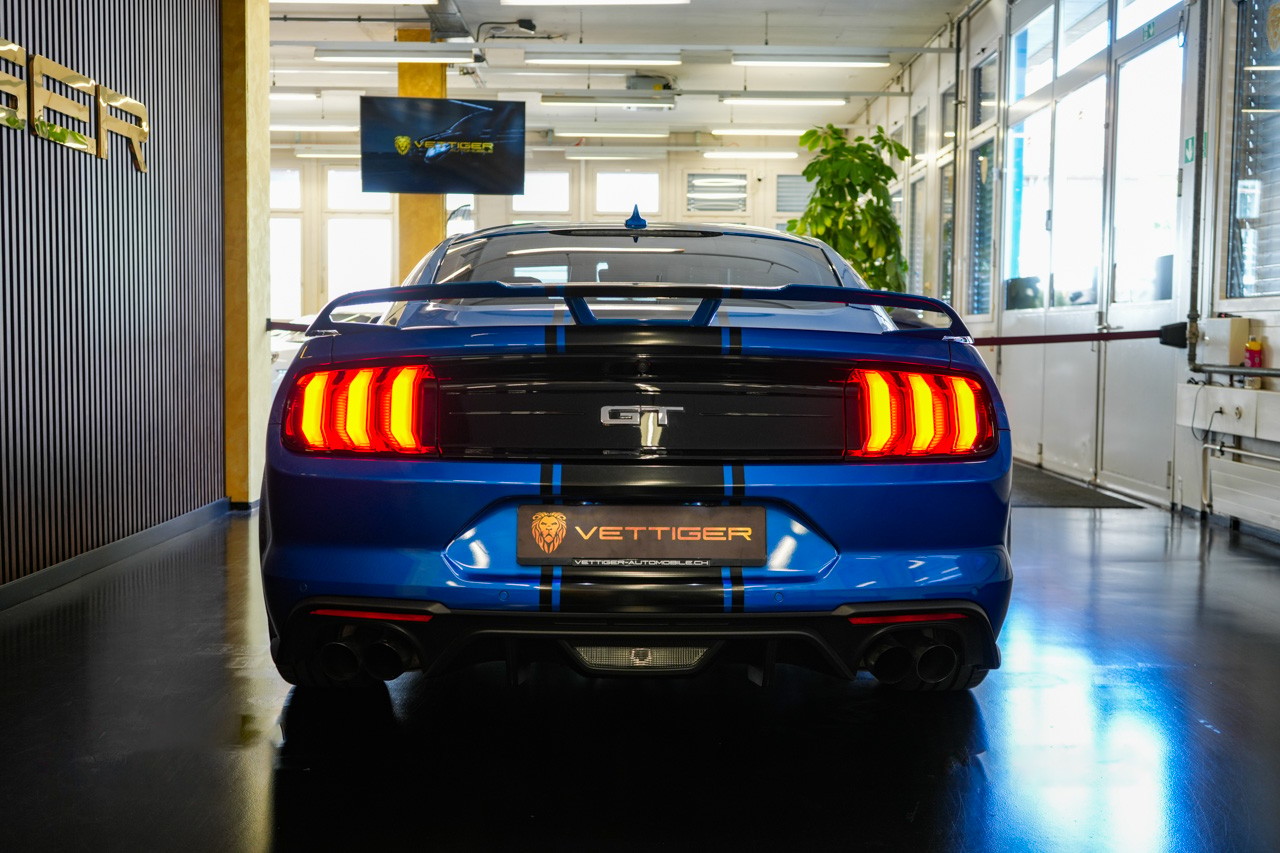 FORD Mustang Fastback 5.0 V8 GT Automat-image-4