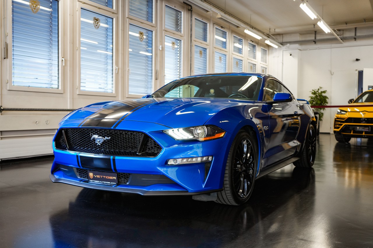 FORD Mustang Fastback 5.0 V8 GT Automat-image-2
