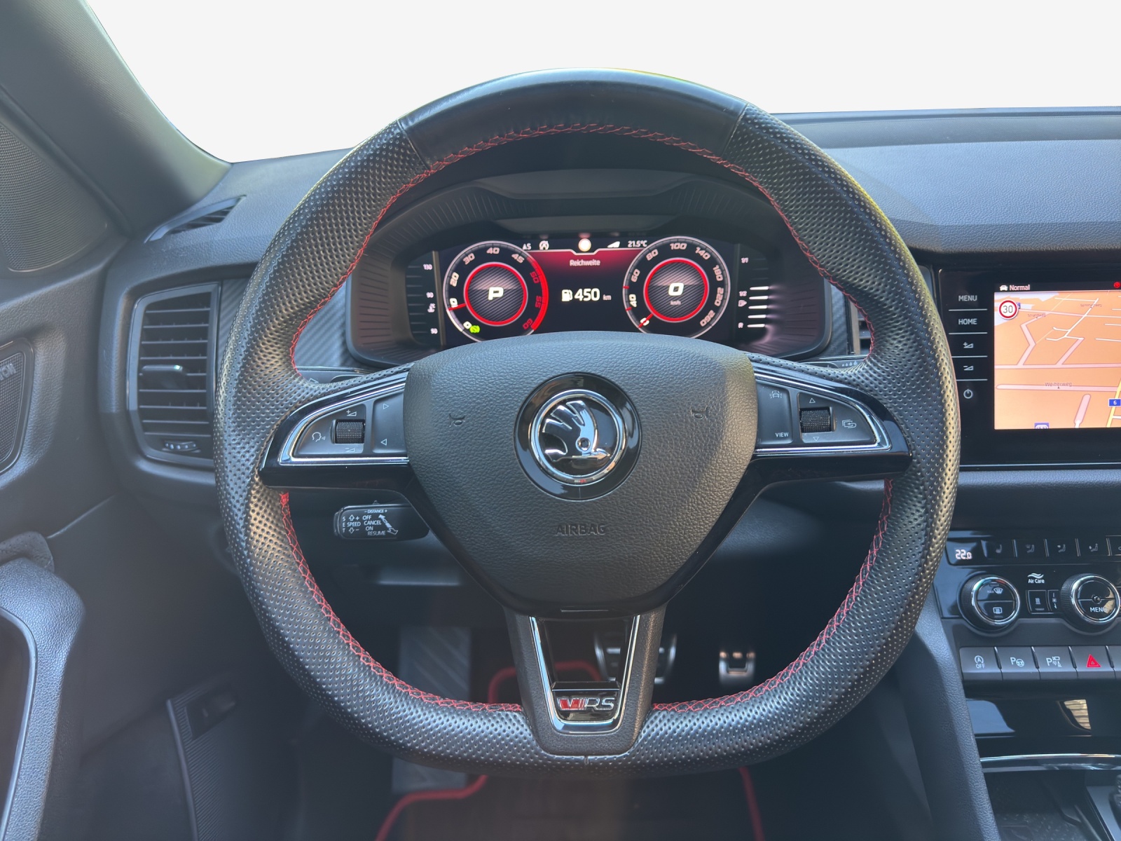 SKODA Kodiaq 2.0 Bi-TDI SCR RS 4x4 DSG-image-9
