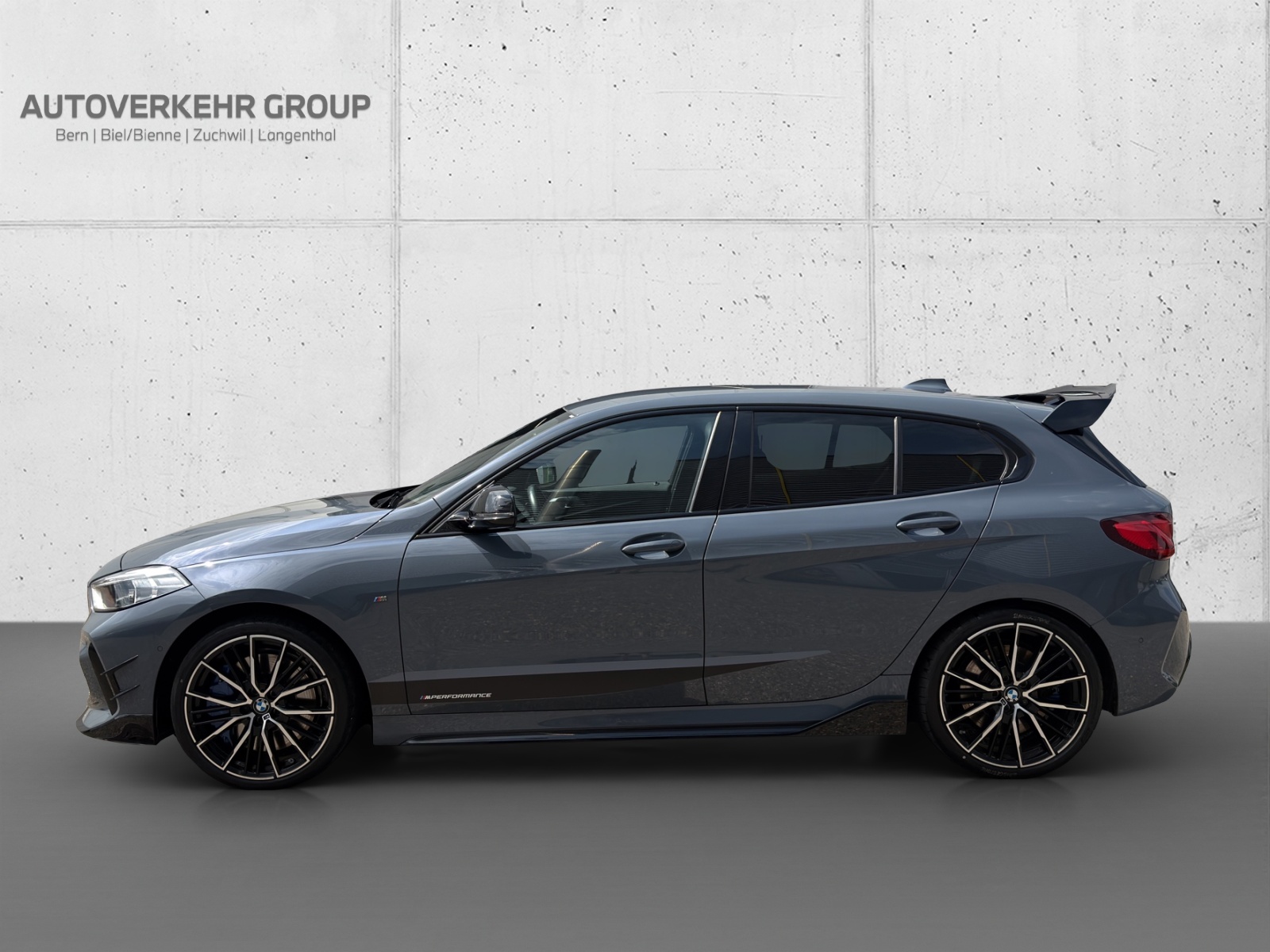 BMW M135i xDr. Swiss Perfor.-showroom-element-1