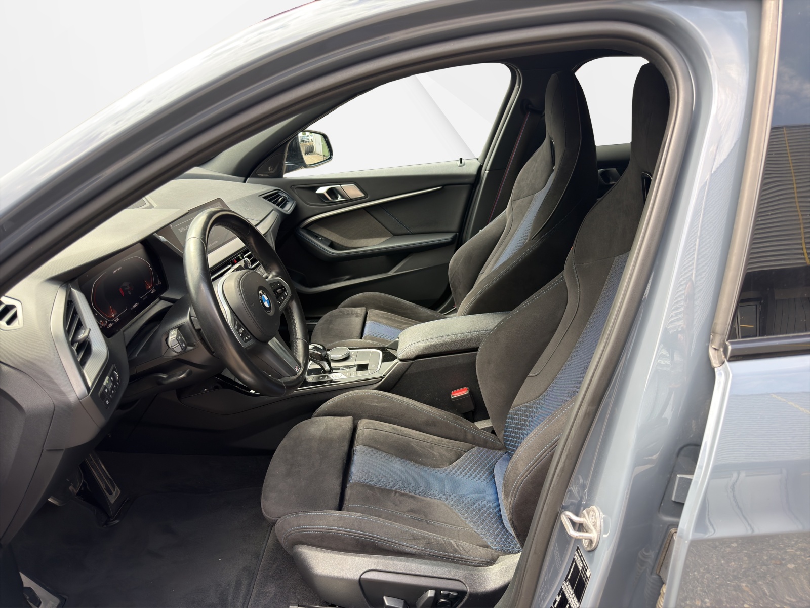 BMW M135i xDr. Swiss Perfor.-image-11