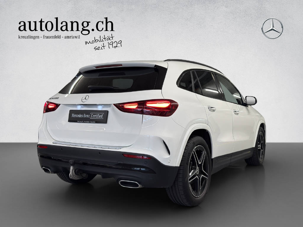 MERCEDES-BENZ GLA 200 Night Star AMG Line-image-3