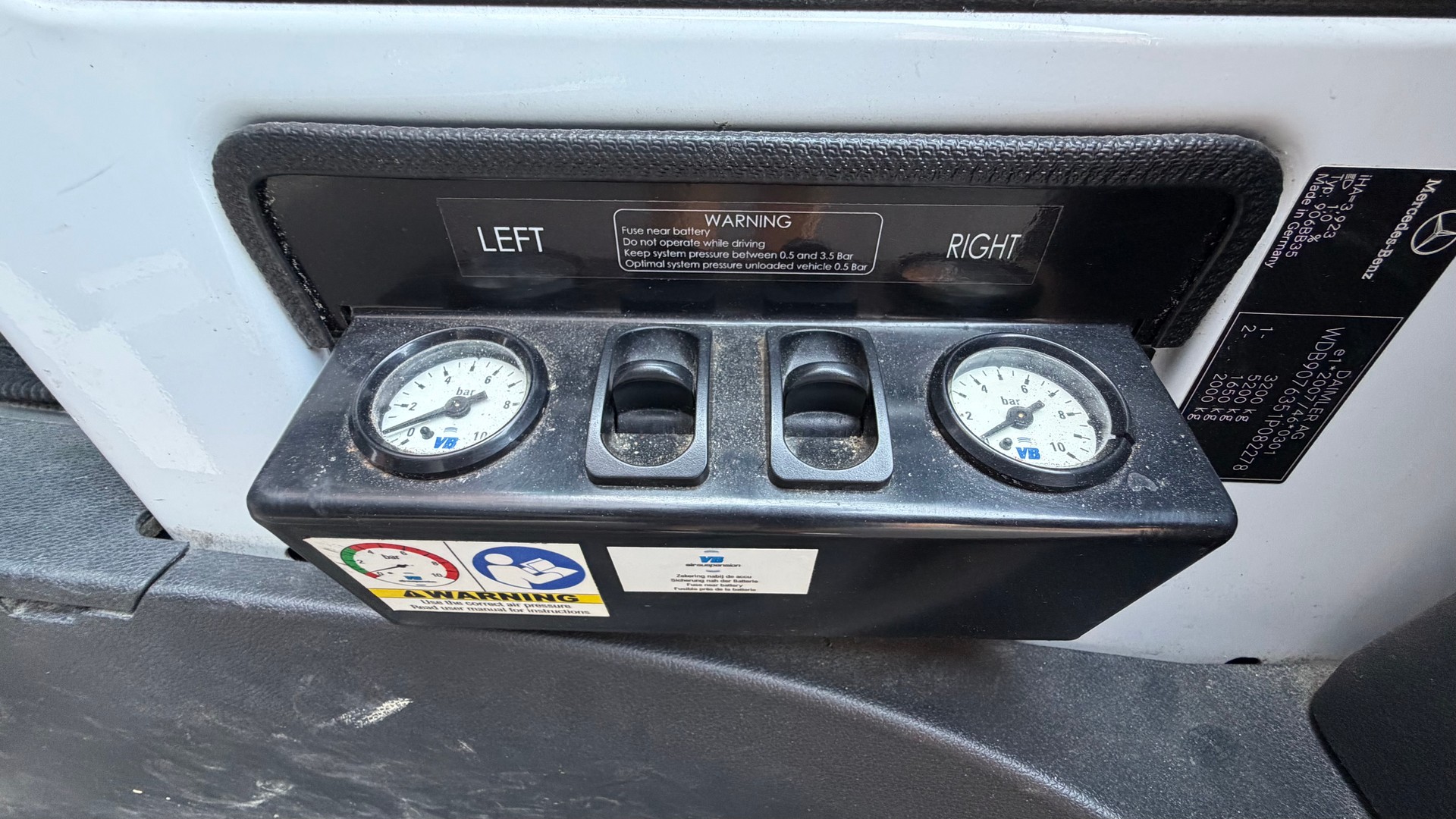 MERCEDES-BENZ Sprinter 316 CDI Lang "* Tempomat * Phares auto * Suspension Pneumatique * Suspension Renforcé *"-image-13
