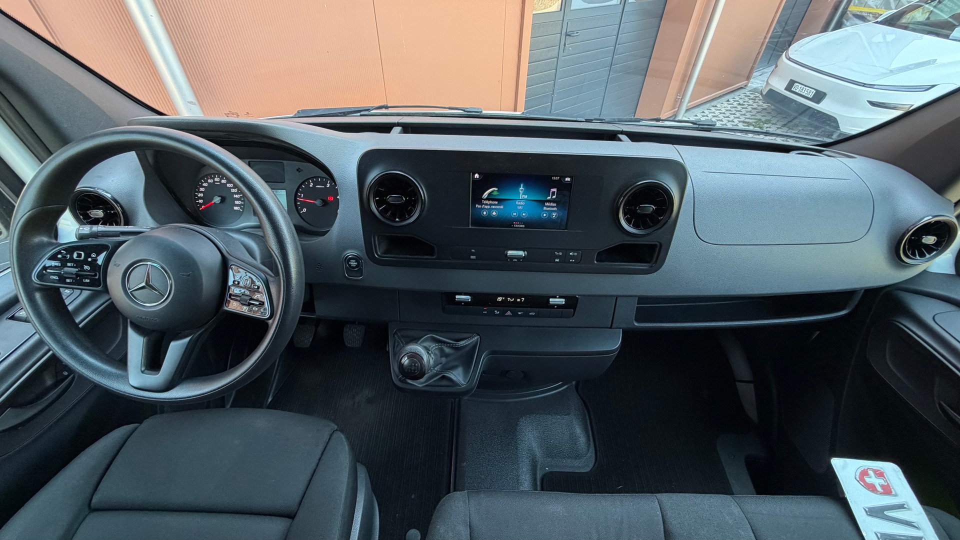 MERCEDES-BENZ Sprinter 316 CDI Lang "* Tempomat * Phares auto * Suspension Pneumatique * Suspension Renforcé *"-image-5