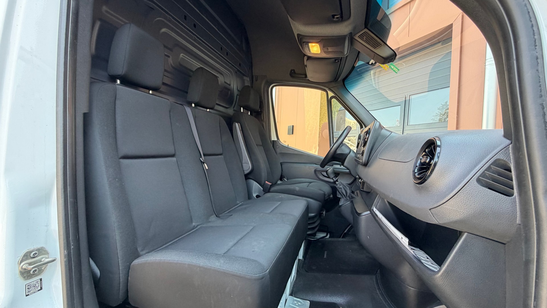 MERCEDES-BENZ Sprinter 316 CDI Lang "* Tempomat * Phares auto * Suspension Pneumatique * Suspension Renforcé *"-image-12