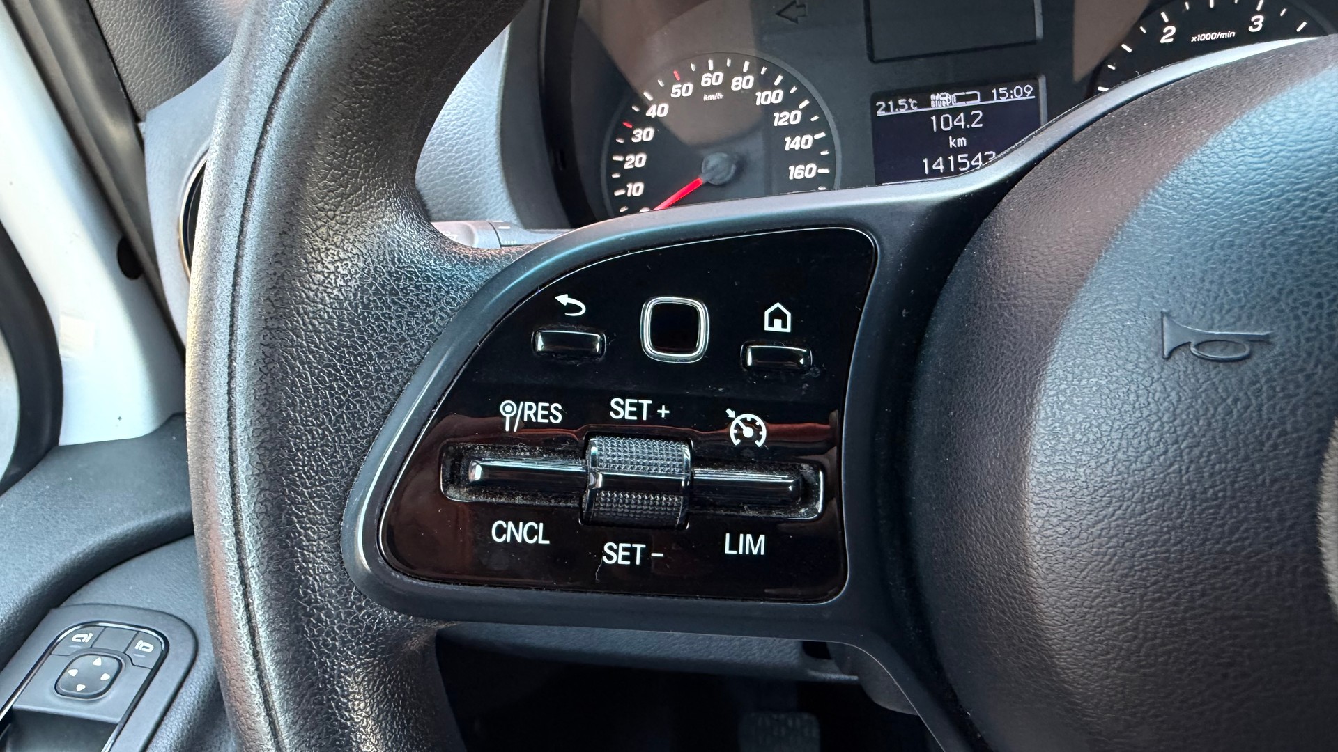 MERCEDES-BENZ Sprinter 316 CDI Lang "* Tempomat * Phares auto * Suspension Pneumatique * Suspension Renforcé *"-image-7