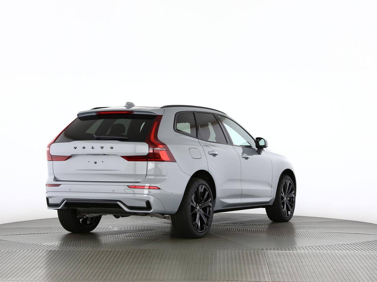 VOLVO XC60 2.0 T6 TE Black Edition eAWD-image-1