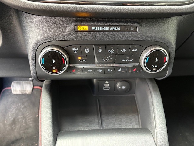 FORD Kuga 2.5 FHEV Titanium X 4WD-image-12