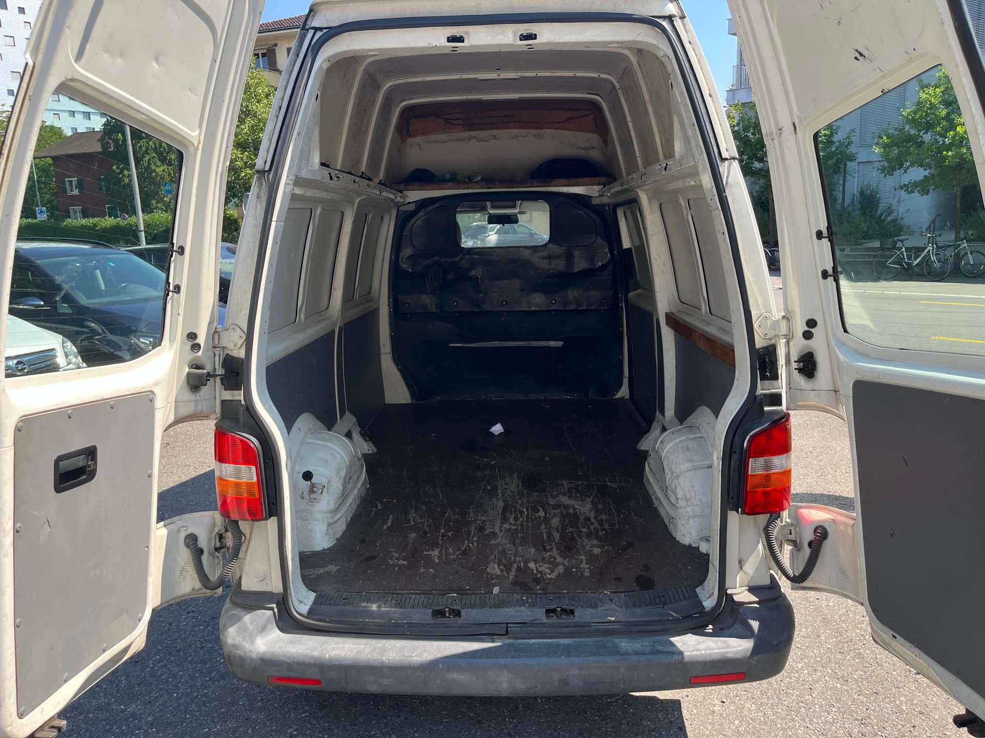 VW T5 1.9 TDI PD-image-7