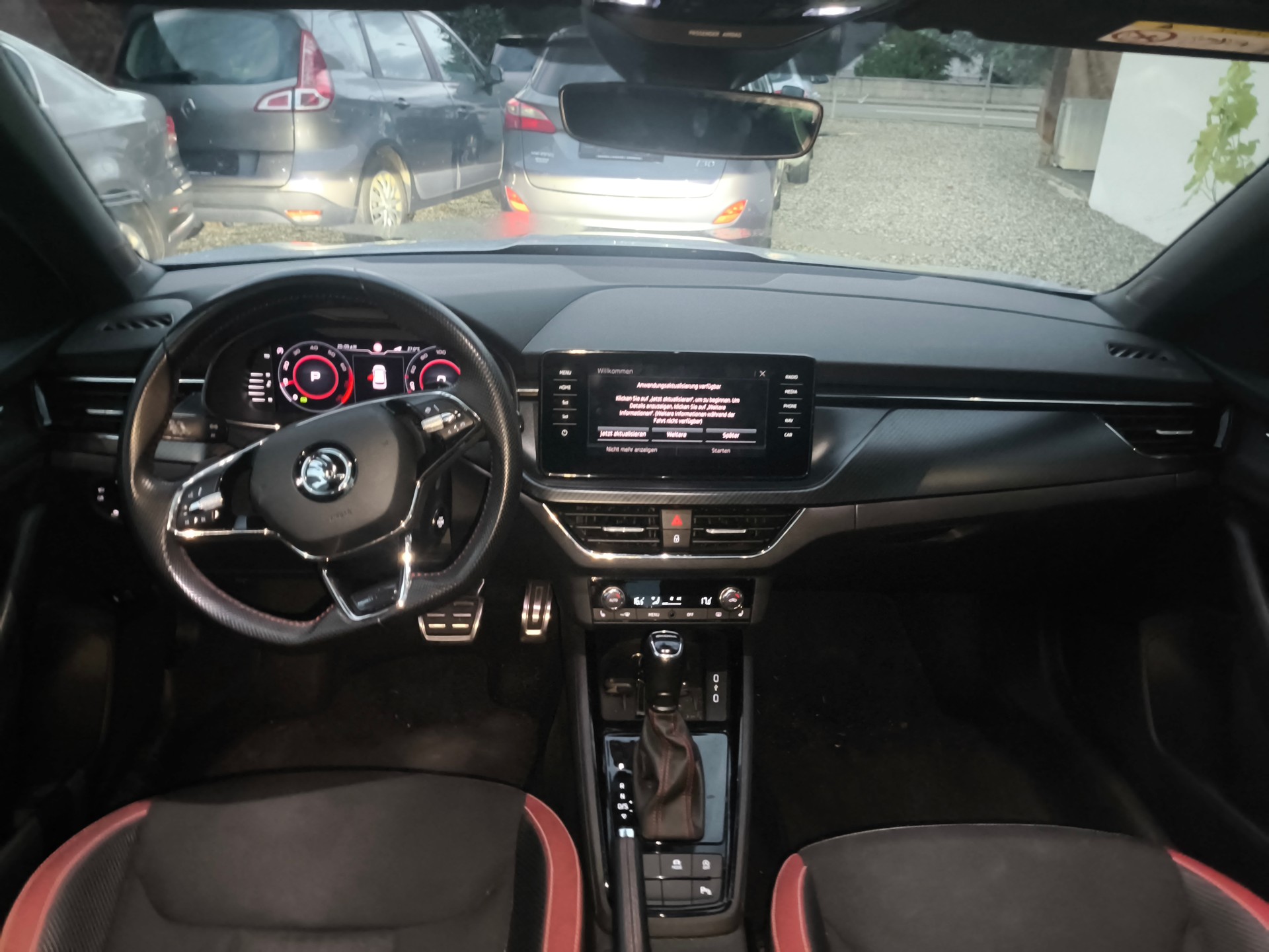 SKODA Kamiq 1.5 TSI ACT Monte Carlo DSG-image-8