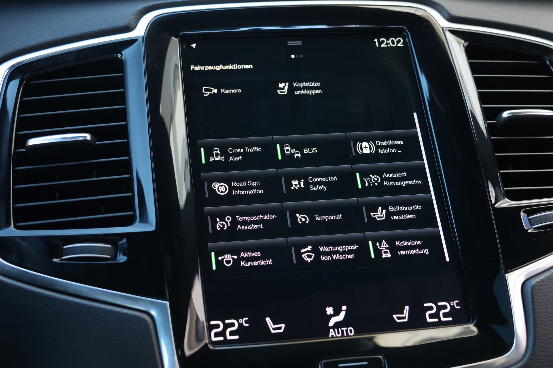 VOLVO XC90 T8 eAWD R-Design Geartronic (CH) 7 Plätzer-image-22