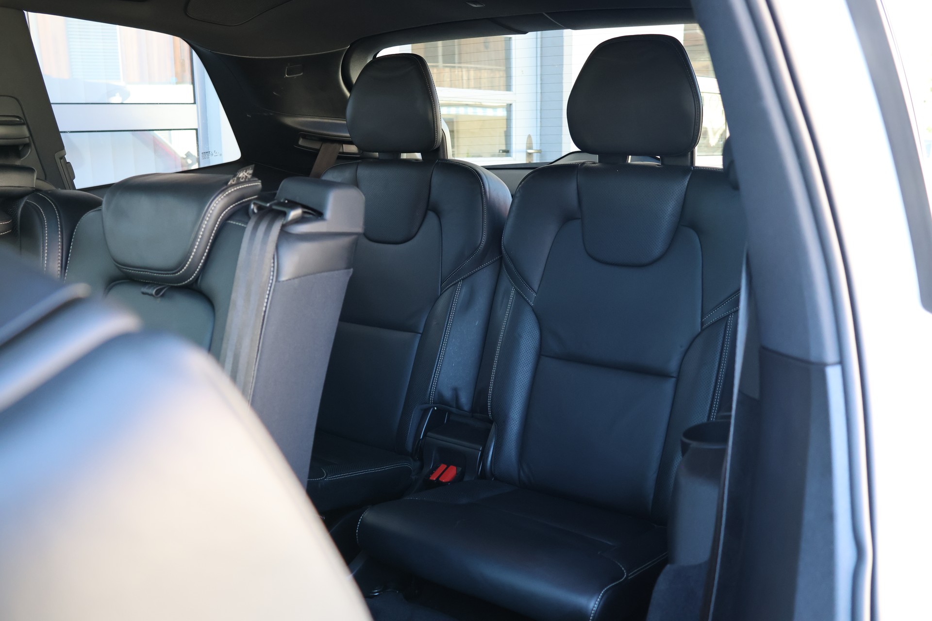 VOLVO XC90 T8 eAWD R-Design Geartronic (CH) 7 Plätzer-image-11