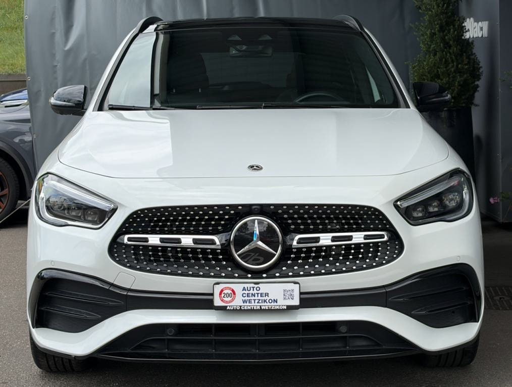 MERCEDES-BENZ GLA 250 4Matic AMG Line 8G-DCT-image-0