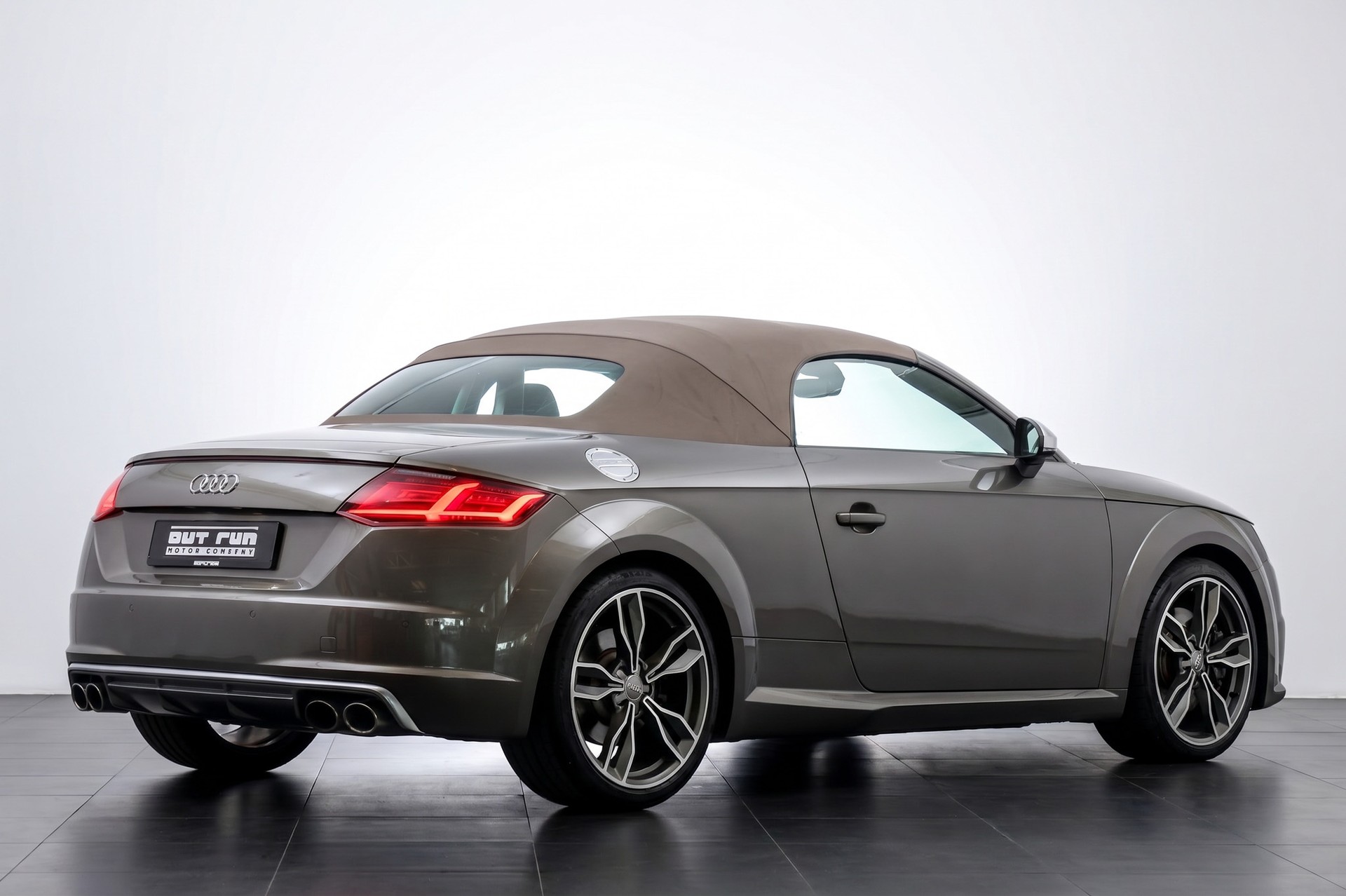 AUDI TTS Roadster 2.0 TFSI quattro S-tronic-image-4