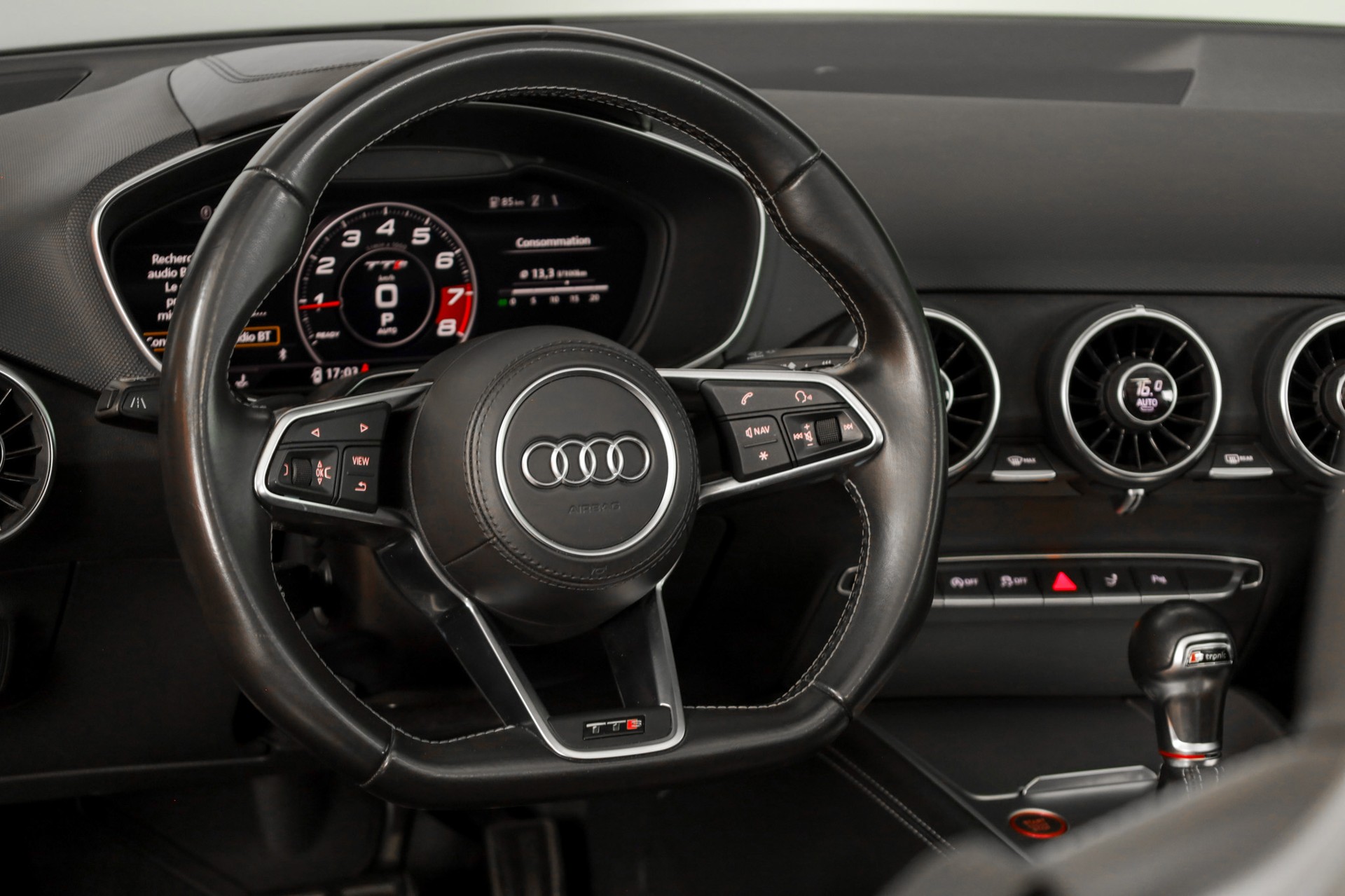 AUDI TTS Roadster 2.0 TFSI quattro S-tronic-image-9